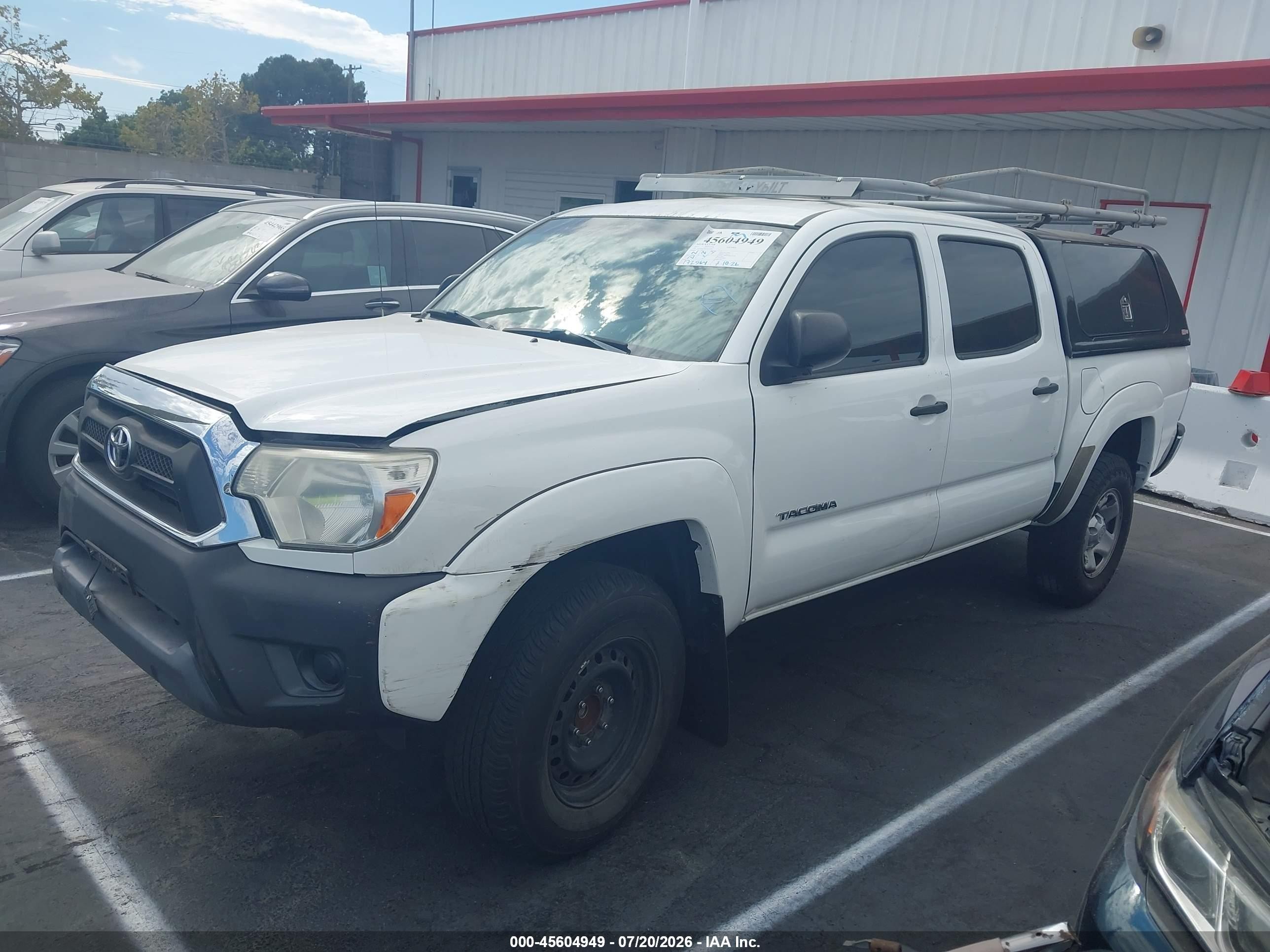 2012 Toyota Tacoma Prerunner White vin: 5TFJX4GN2CX010596