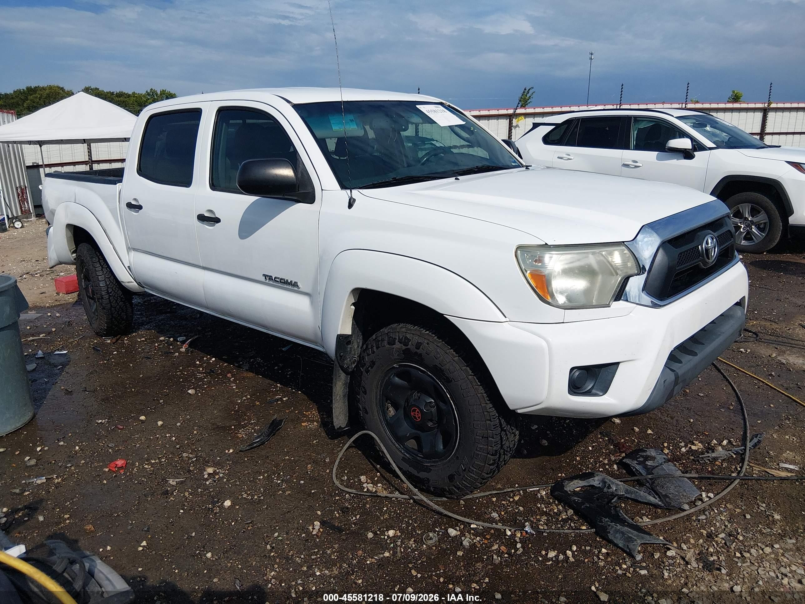 2013 Toyota Tacoma Prerunner White vin: 5TFJX4GN2DX025438