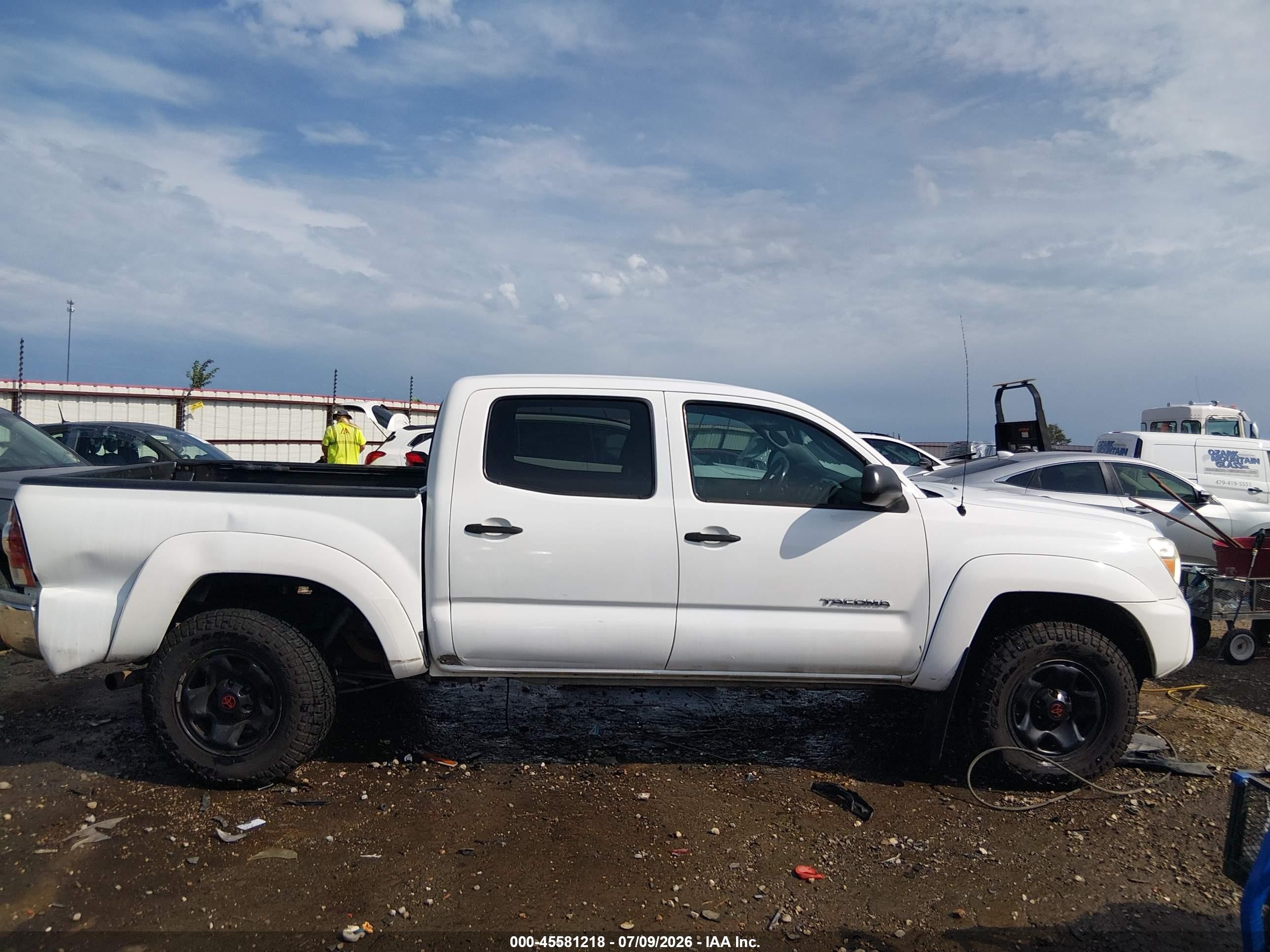 2013 Toyota Tacoma Prerunner White vin: 5TFJX4GN2DX025438
