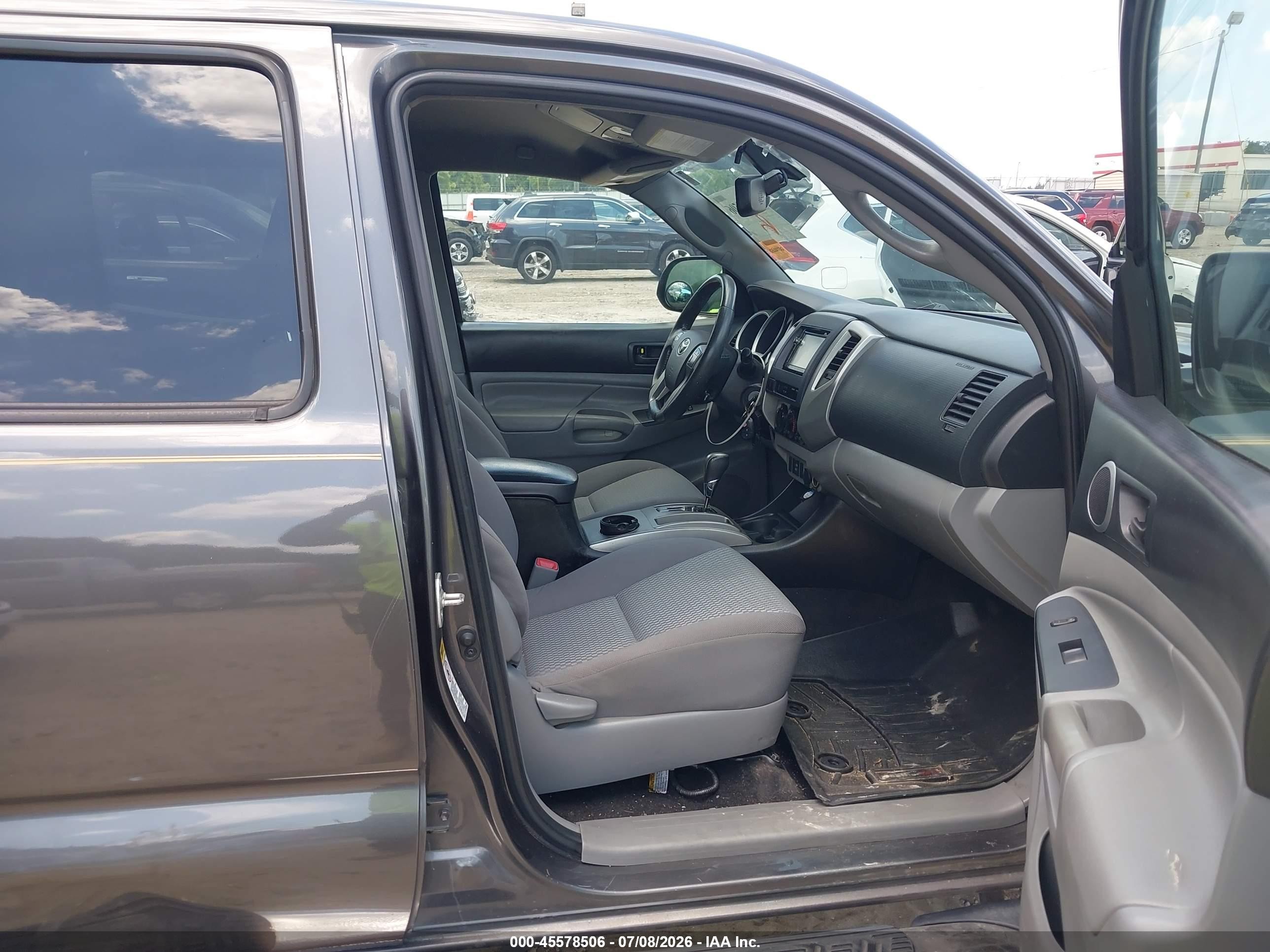 2012 Toyota Tacoma Prerunner Gray vin: 5TFJX4GN3CX007464