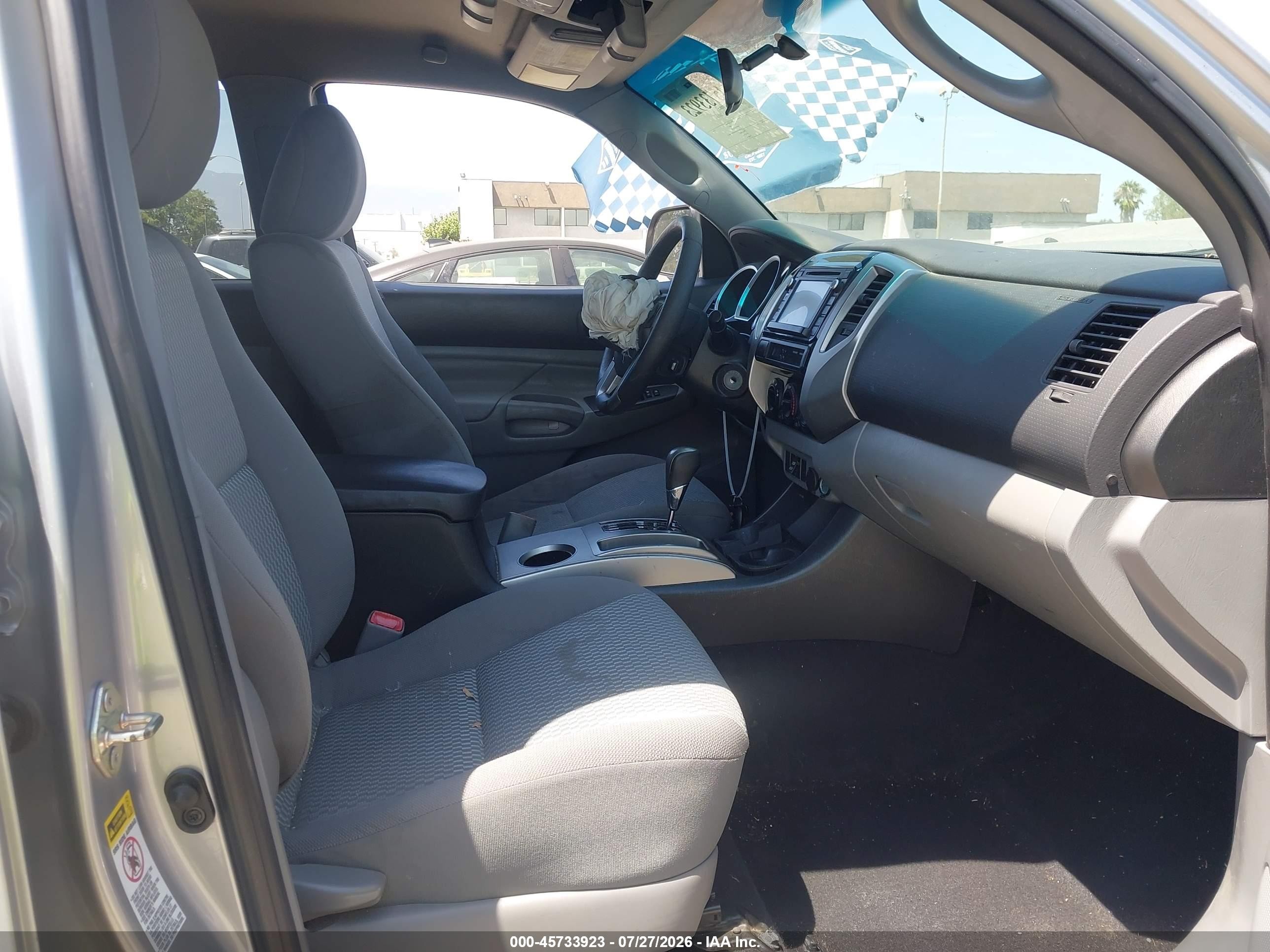 2014 Toyota Tacoma Prerunner Серебряный vin: 5TFJX4GN3EX031072