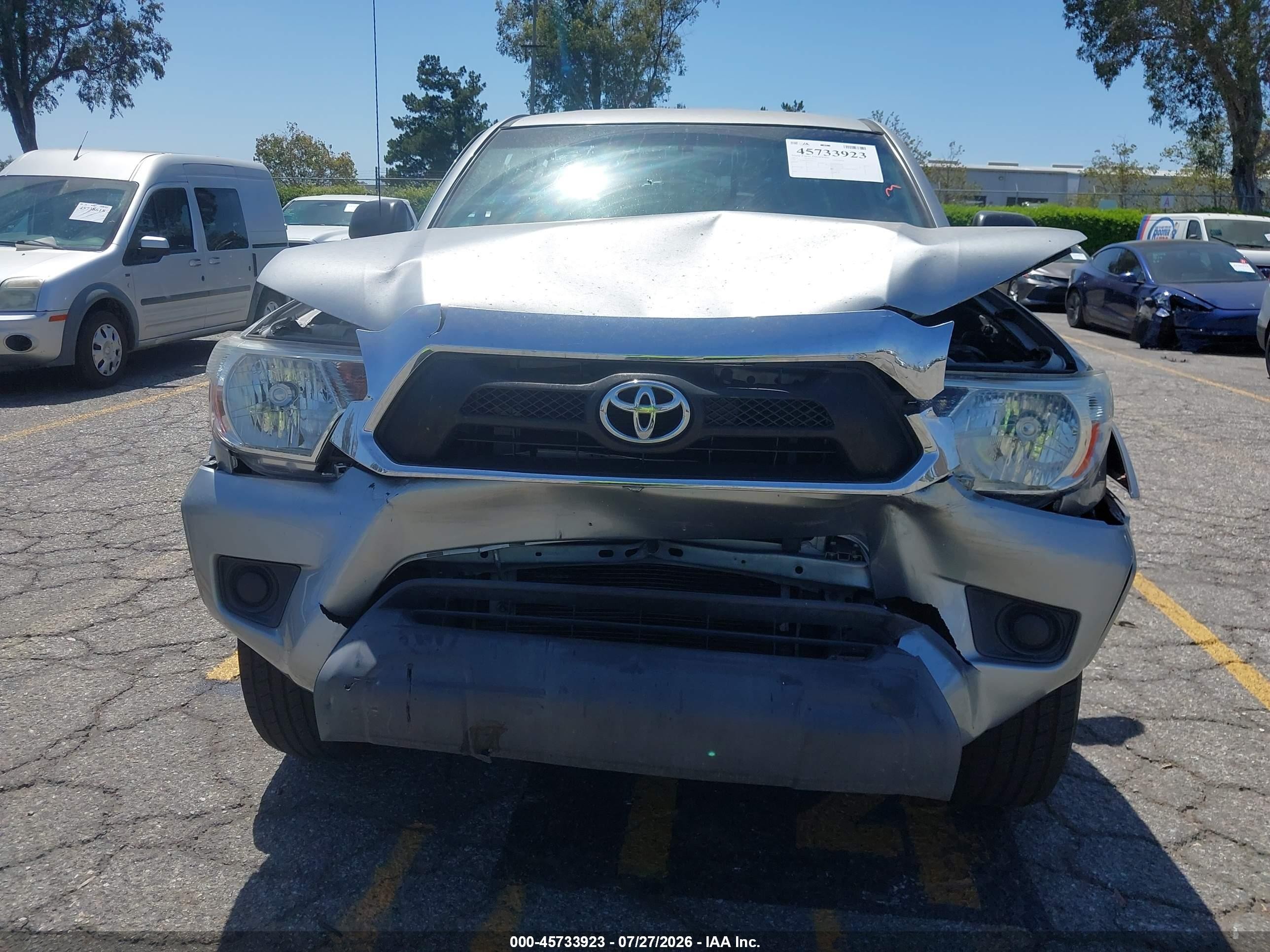 2014 Toyota Tacoma Prerunner Серебряный vin: 5TFJX4GN3EX031072
