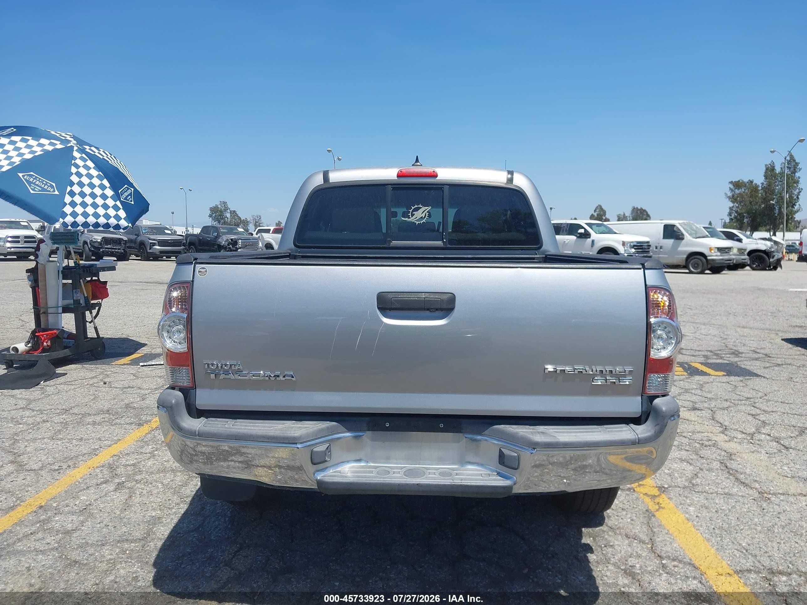 2014 Toyota Tacoma Prerunner Серебряный vin: 5TFJX4GN3EX031072