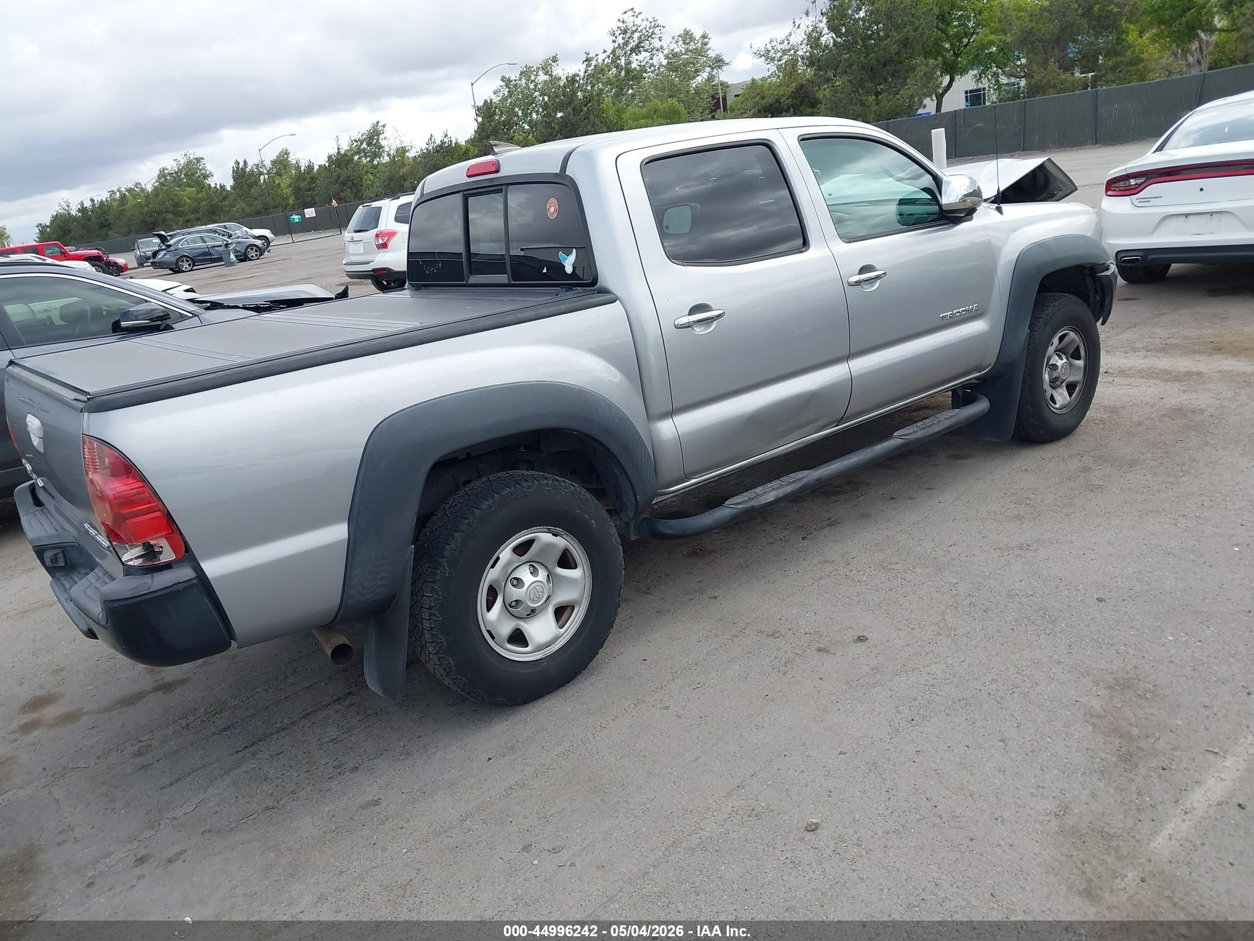 2014 Toyota Tacoma Prerunner Gray vin: 5TFJX4GN3EX033940