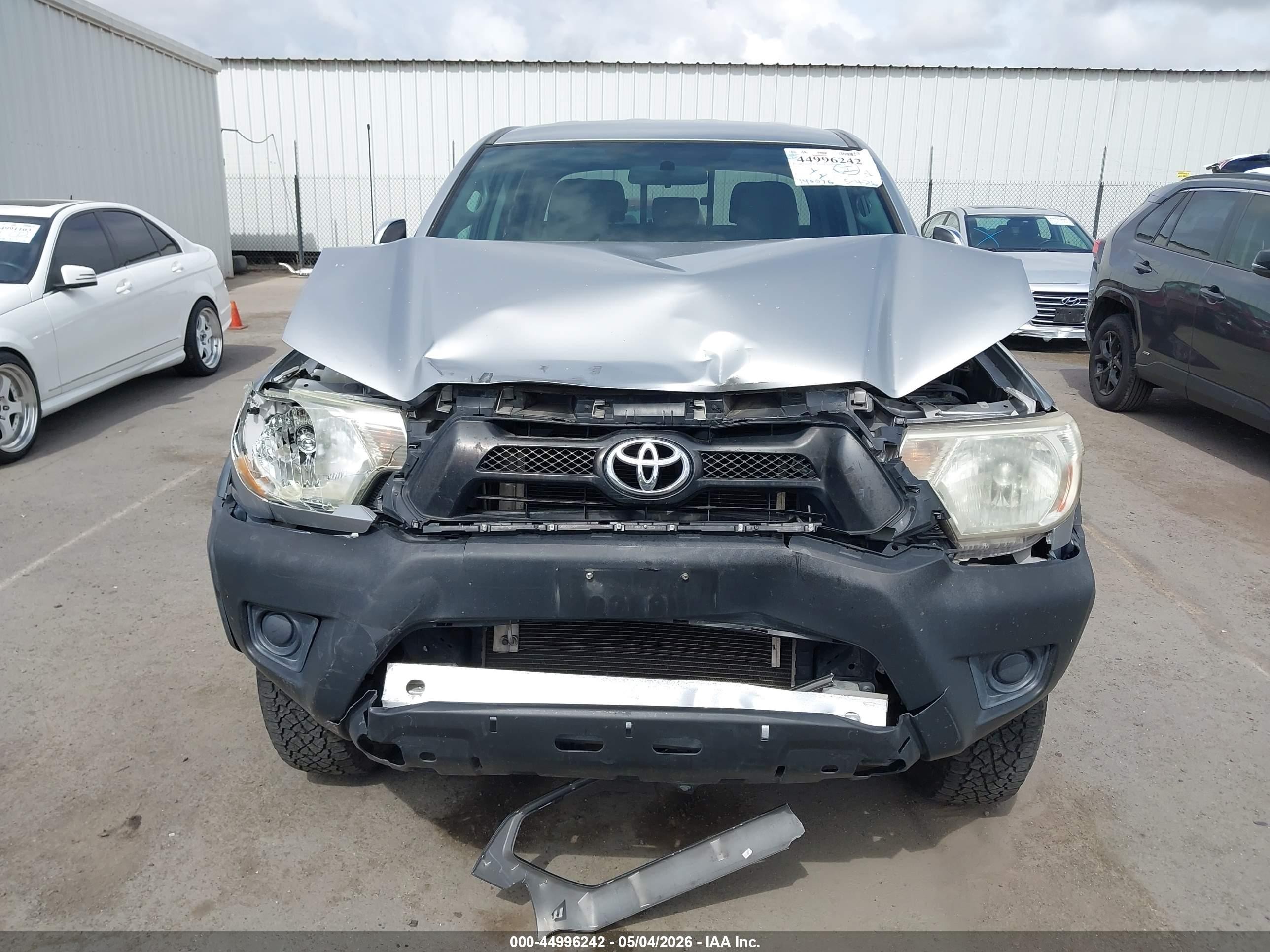 2014 Toyota Tacoma Prerunner Gray vin: 5TFJX4GN3EX033940