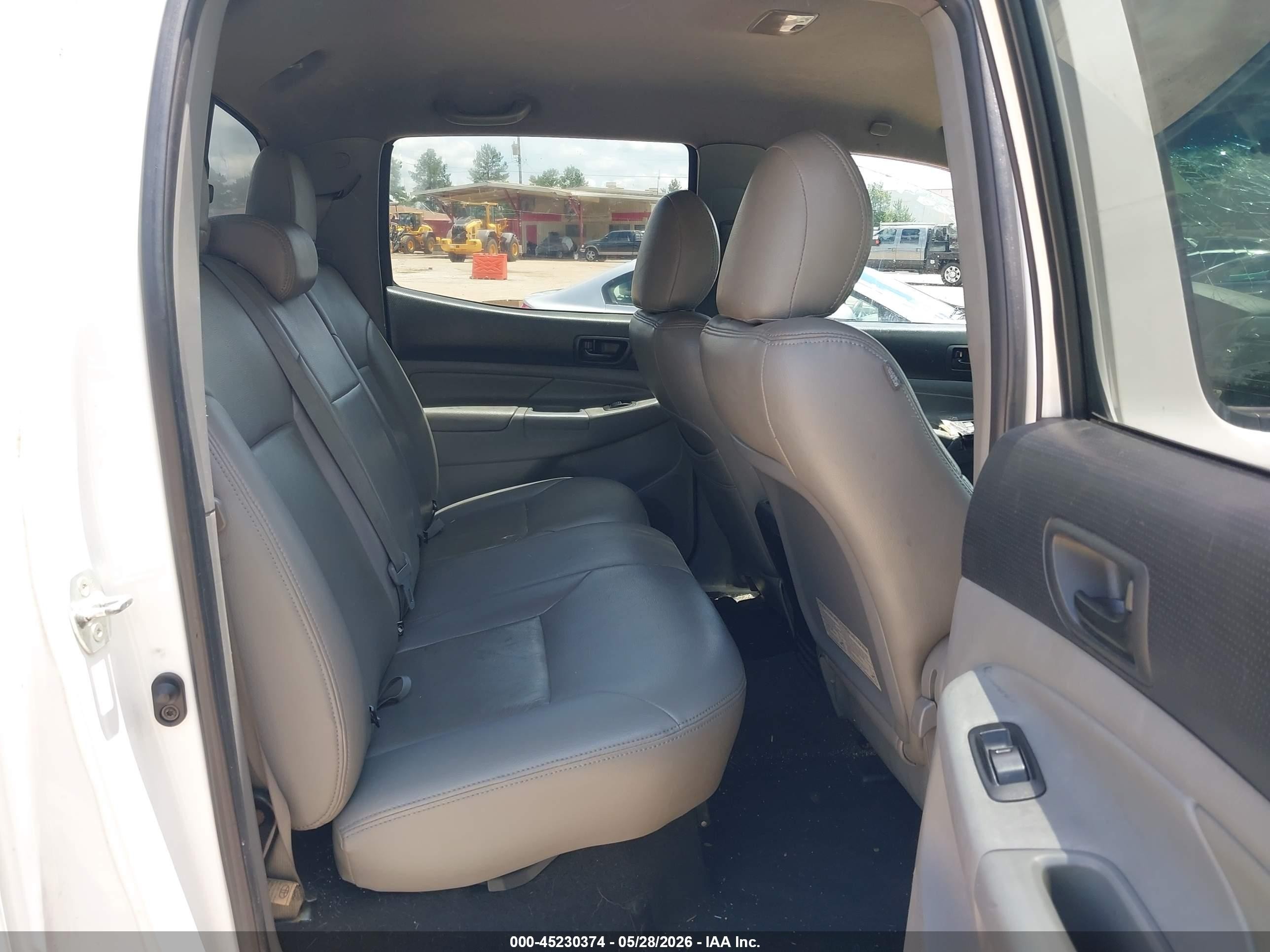 2012 Toyota Tacoma Prerunner White vin: 5TFJX4GN4CX006291