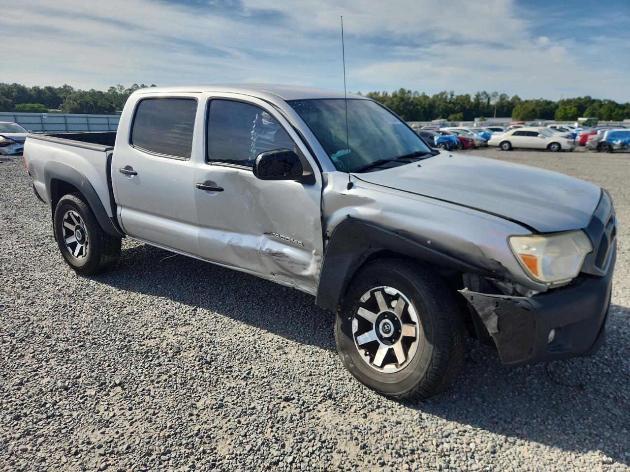 2013 Toyota Tacoma Double Cab Silver vin: 5TFJX4GN4DX019124