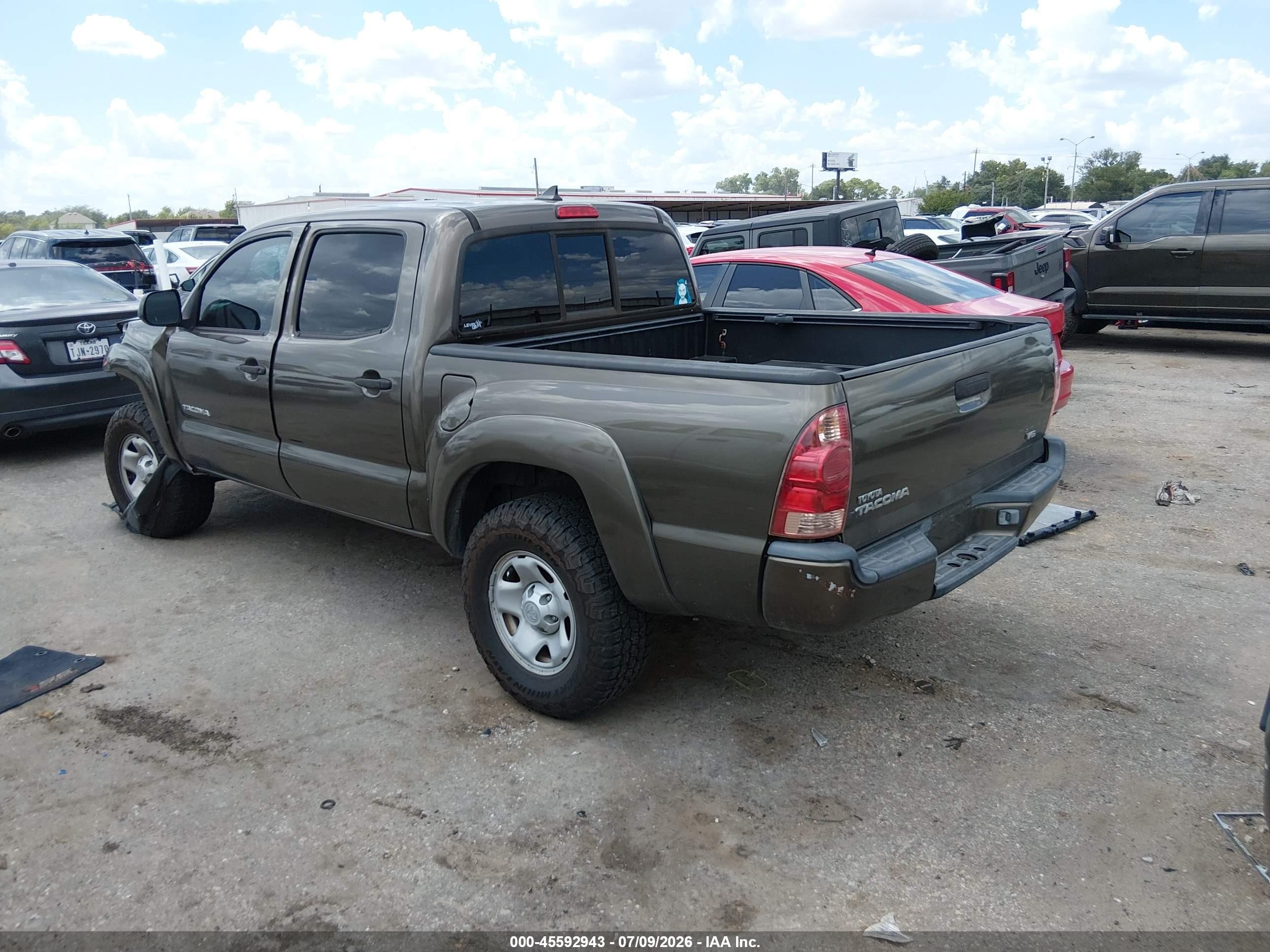 2015 Toyota Tacoma Prerunner Brown vin: 5TFJX4GN4FX039845