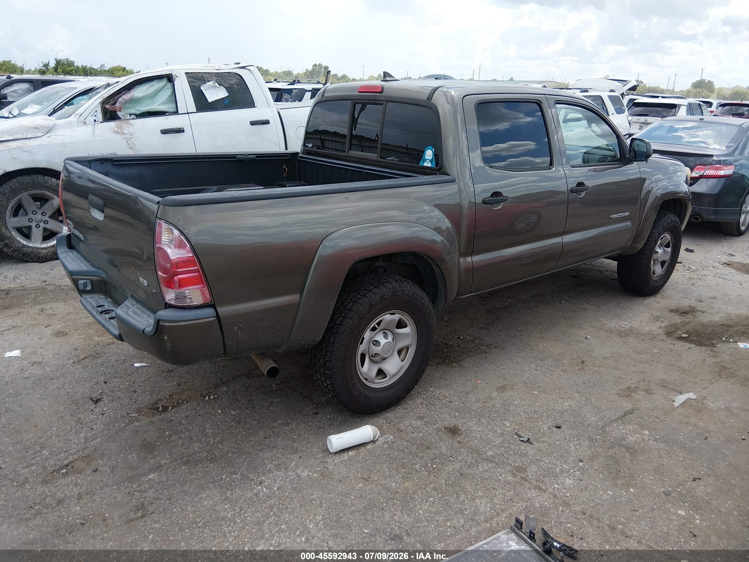 2015 Toyota Tacoma Prerunner Brown vin: 5TFJX4GN4FX039845