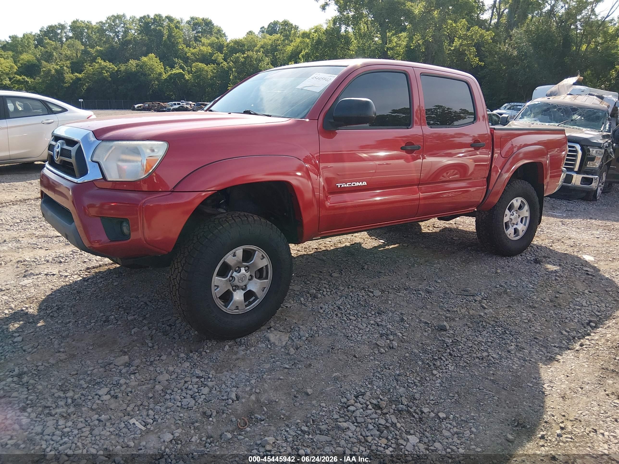 2014 Toyota Tacoma Prerunner Red vin: 5TFJX4GN5EX027945
