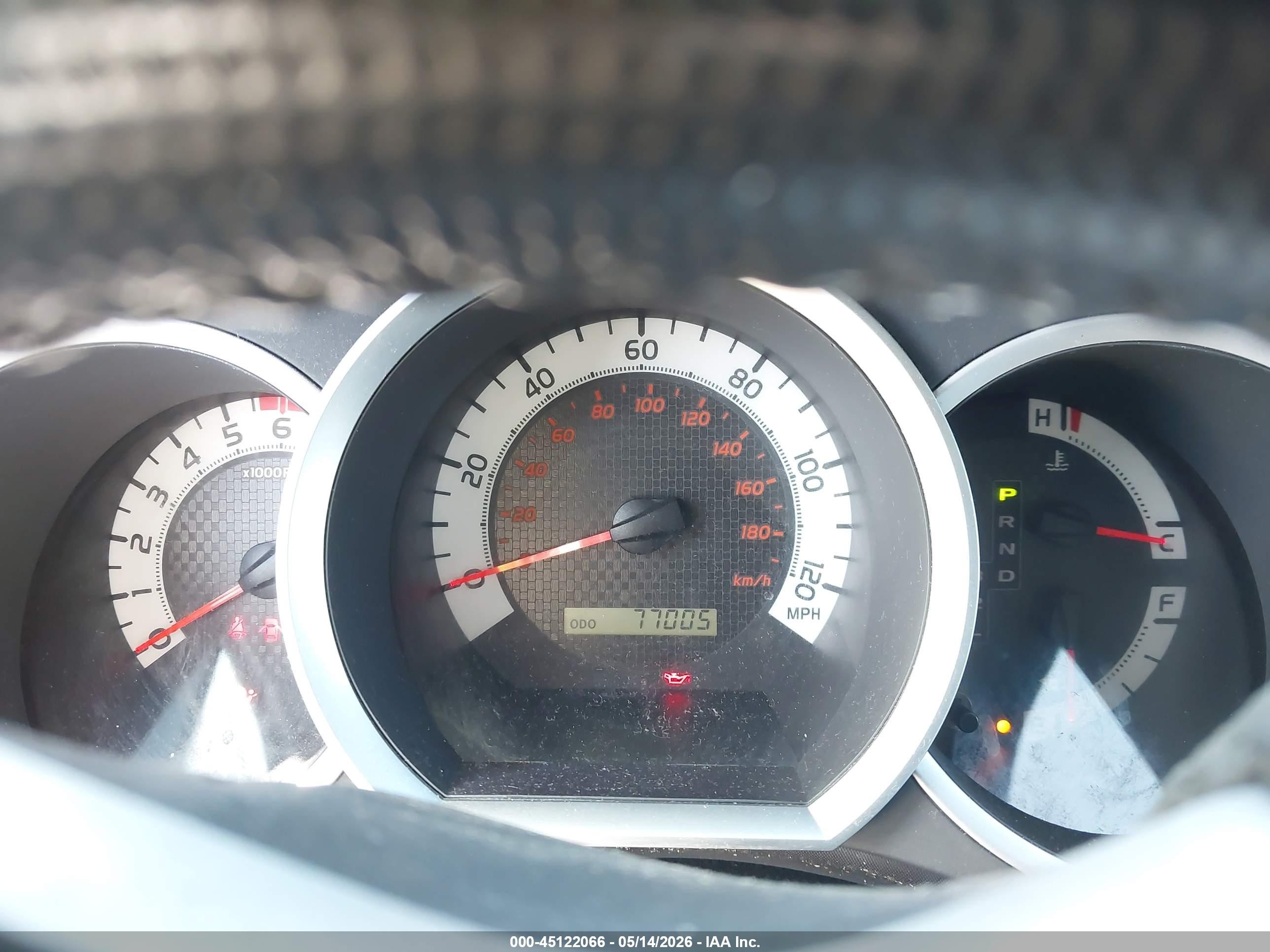 2014 Toyota Tacoma Prerunner Silver vin: 5TFJX4GN5EX036791