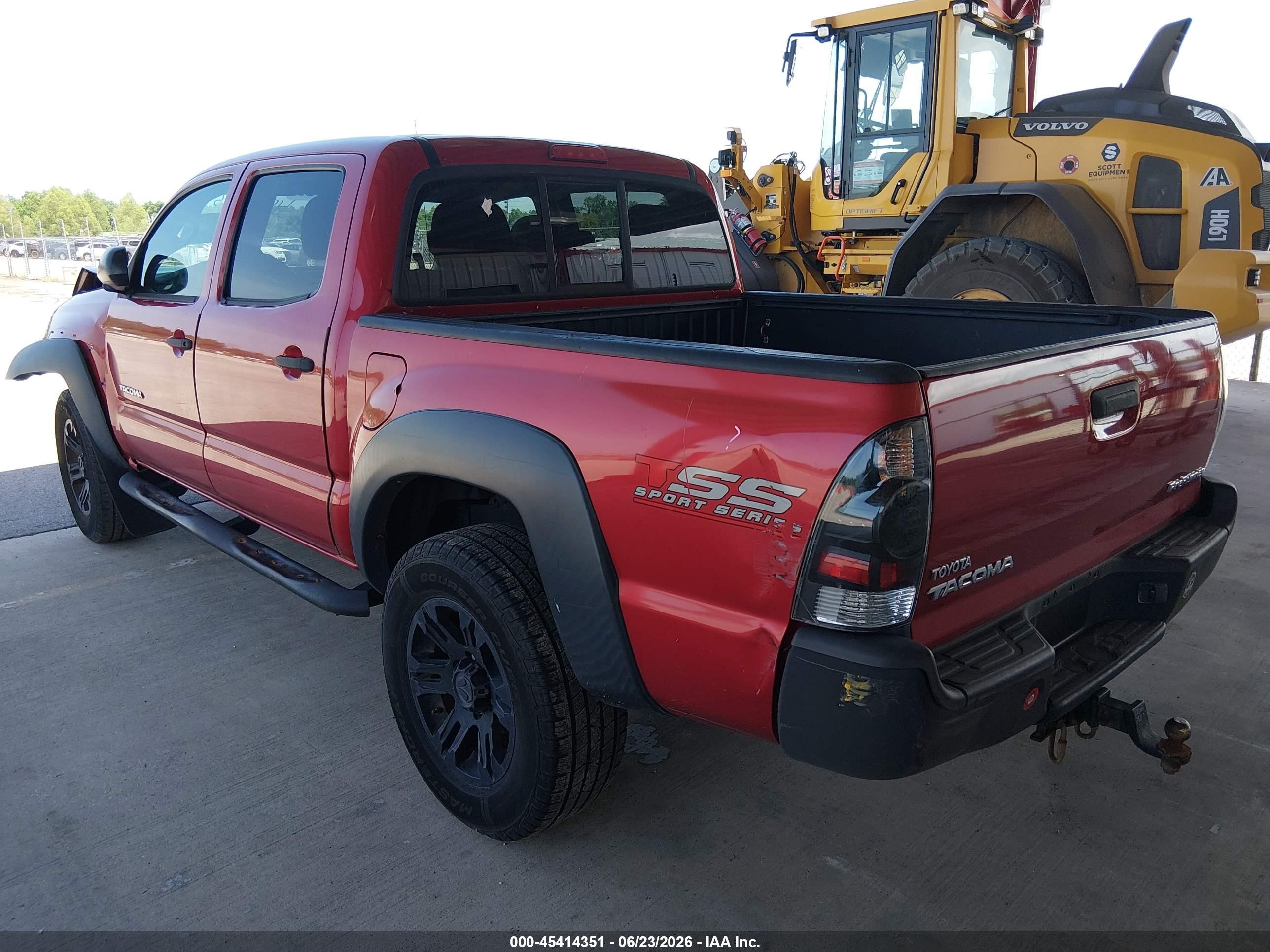 2015 Toyota Tacoma Prerunner Red vin: 5TFJX4GN5FX040079