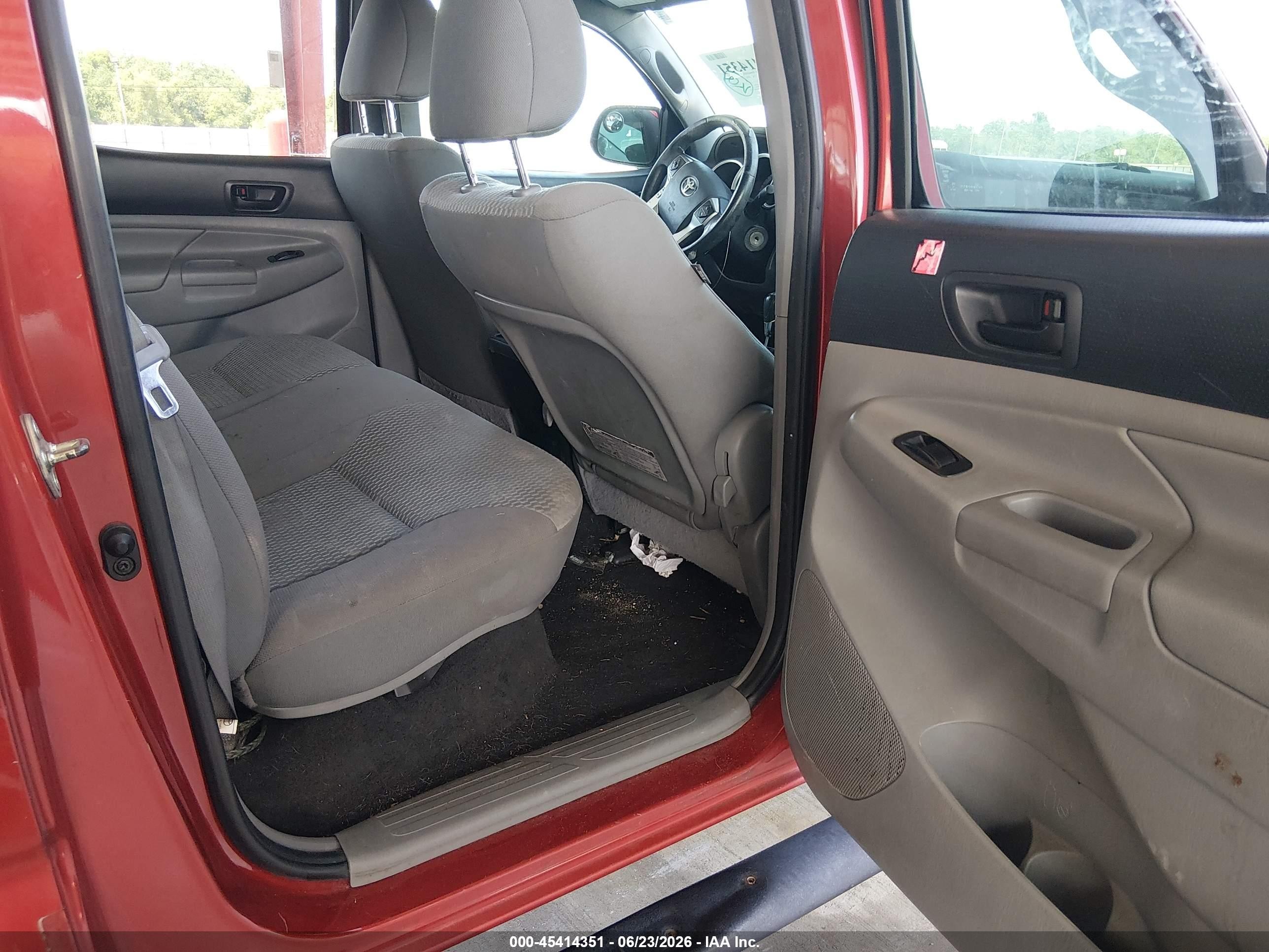 2015 Toyota Tacoma Prerunner Red vin: 5TFJX4GN5FX040079