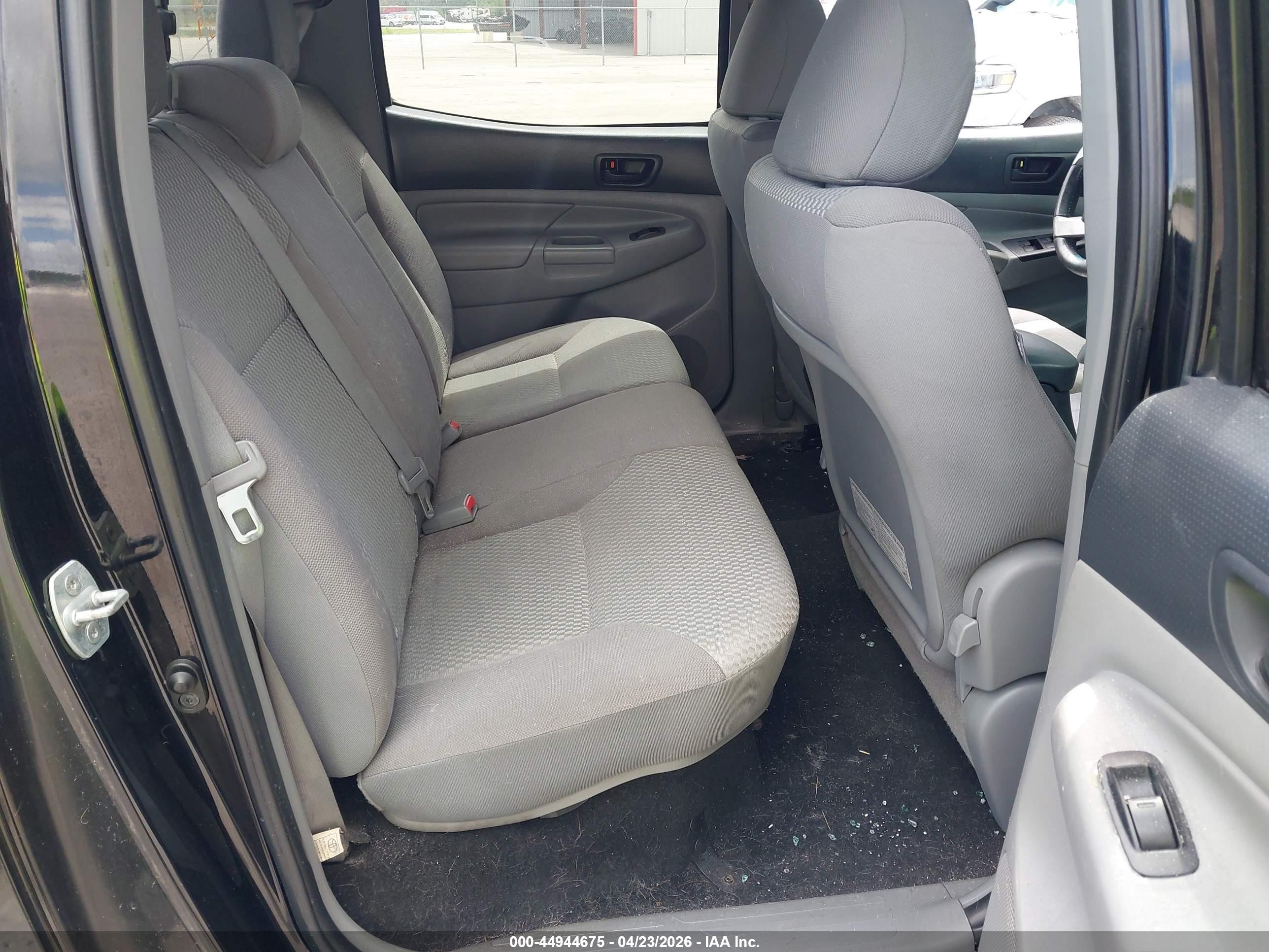 2012 Toyota Tacoma Prerunner Black vin: 5TFJX4GN6CX012013