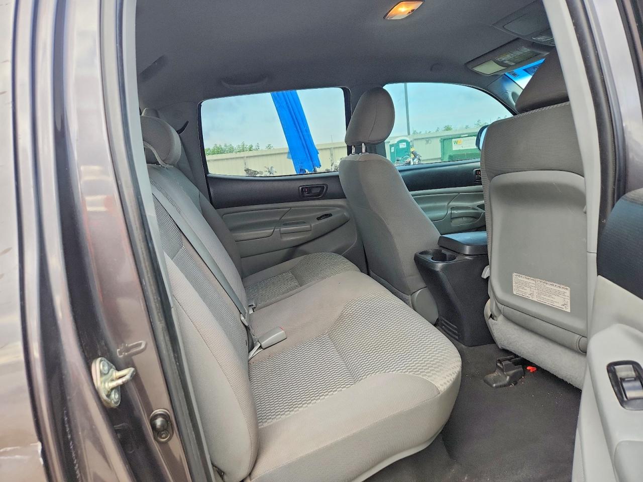 2015 Toyota Tacoma Double Cab Prerunner Gray vin: 5TFJX4GN6FX039104