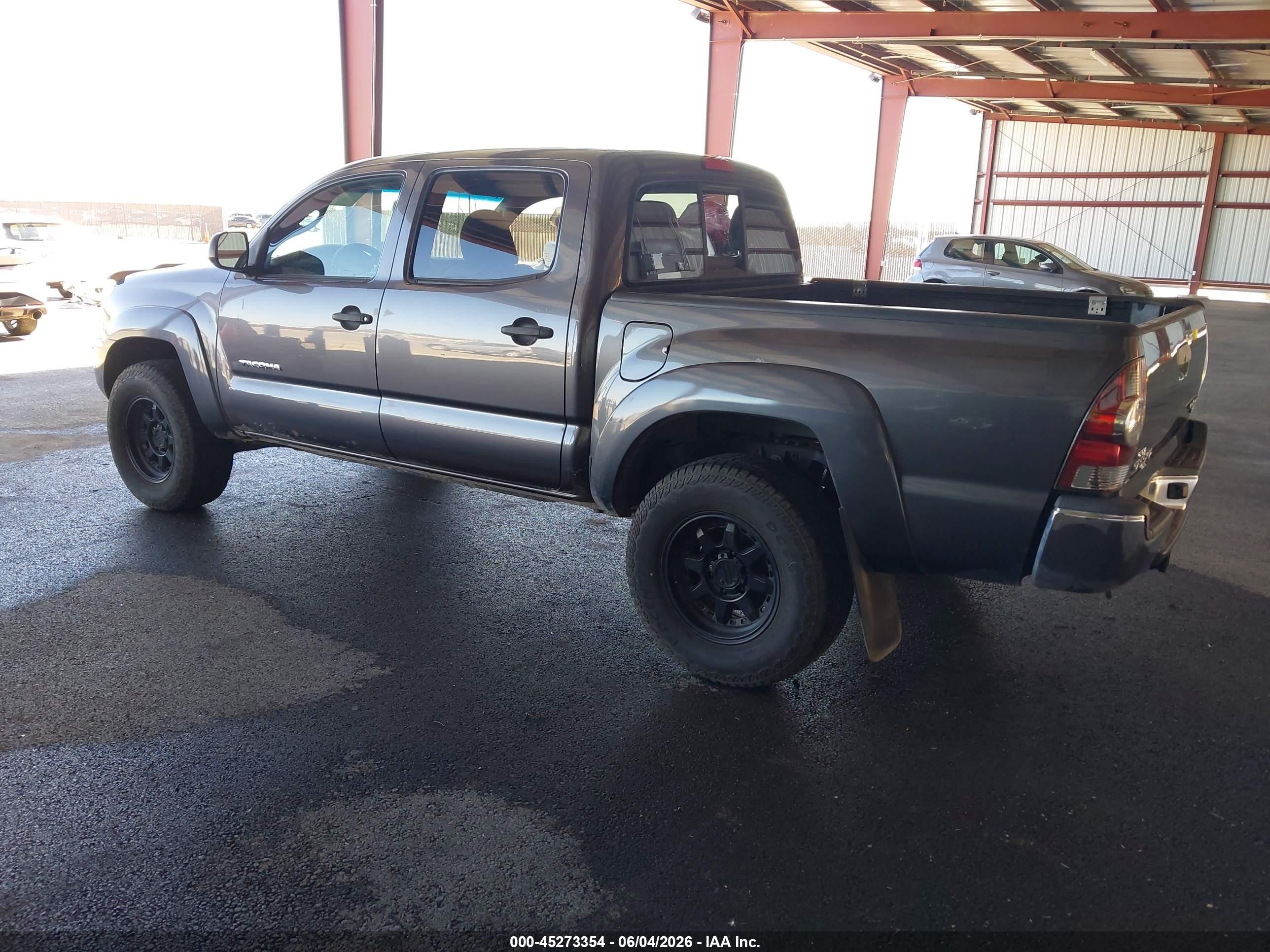2013 Toyota Tacoma Prerunner Gray vin: 5TFJX4GN7DX019649