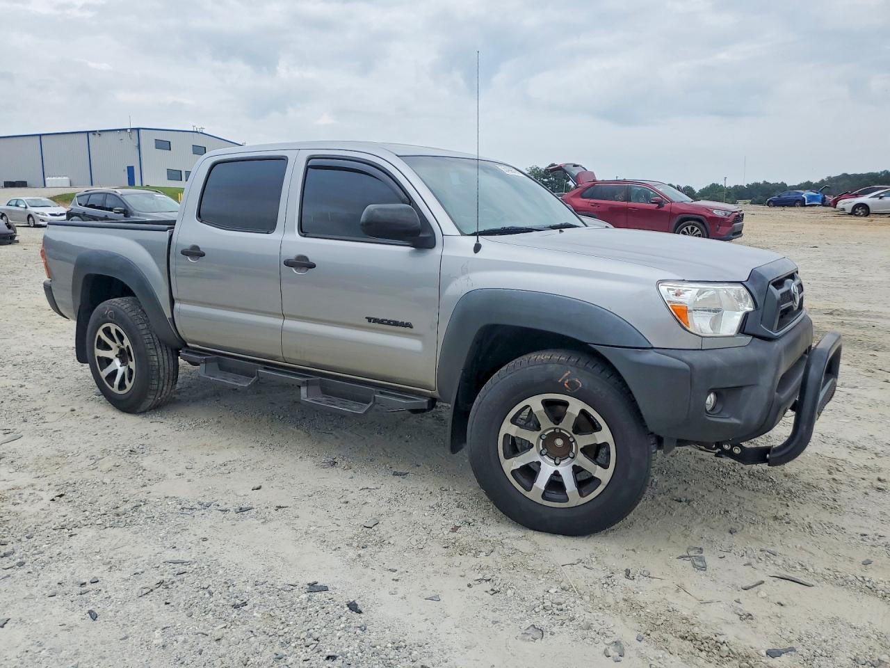 2015 Toyota Tacoma Double Cab Prerunner Серебряный vin: 5TFJX4GN7FX047583