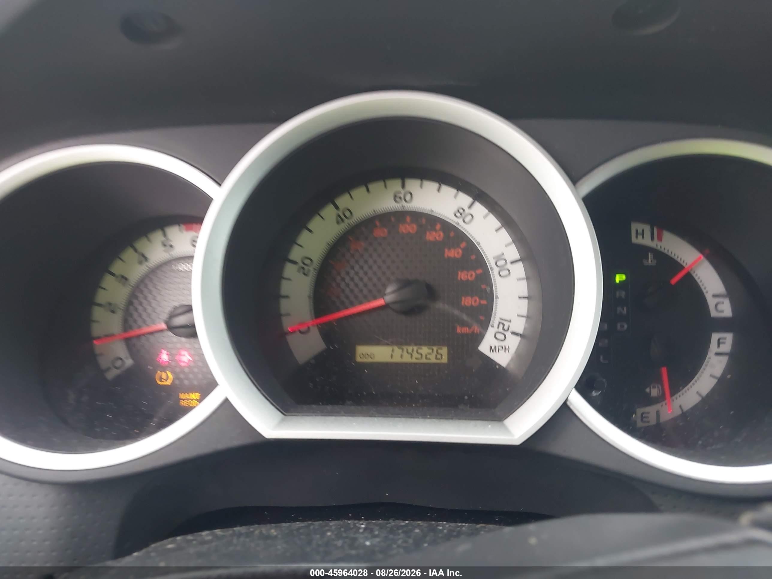 2015 Toyota Tacoma Prerunner Silver vin: 5TFJX4GN7FX050418