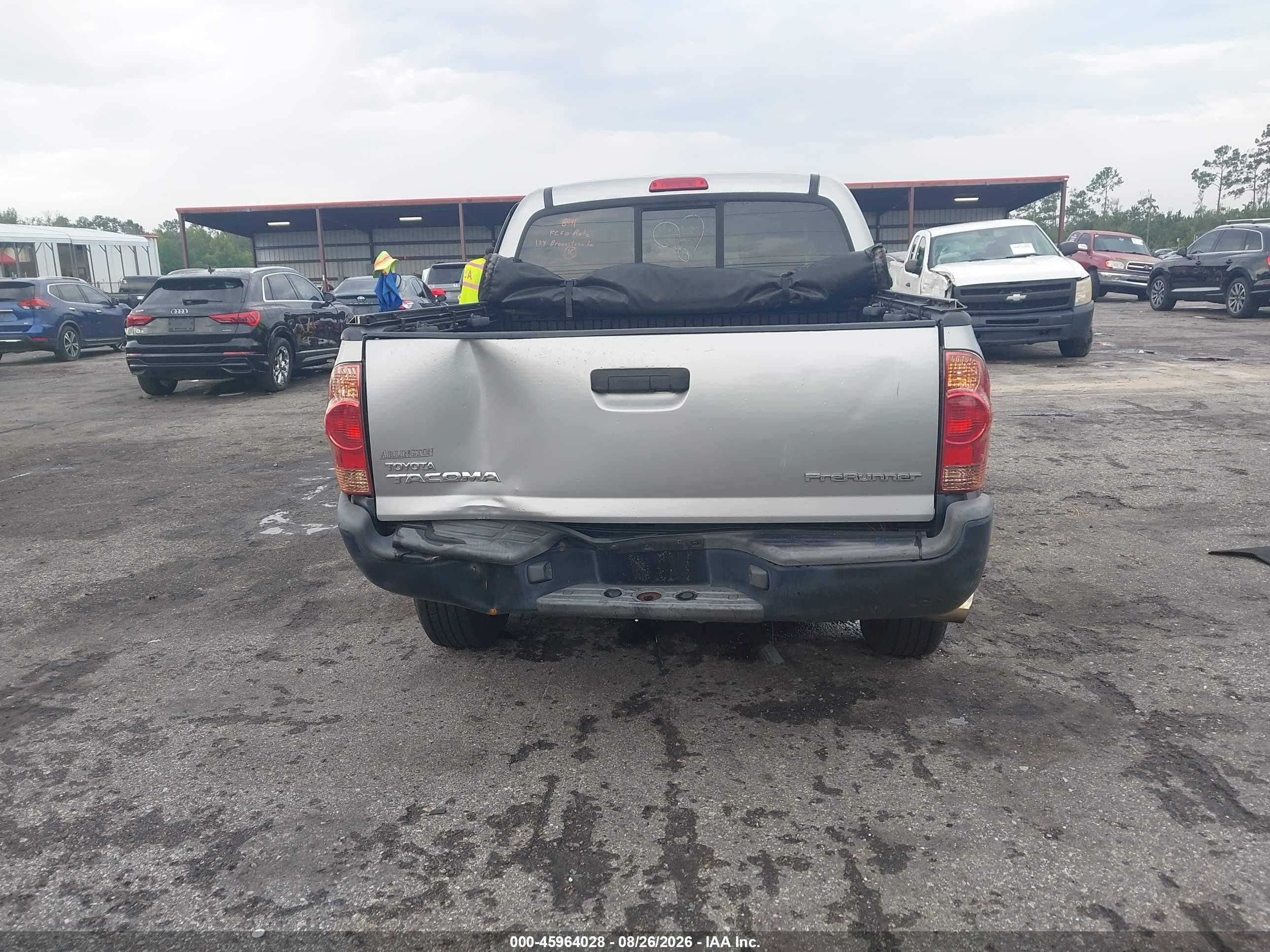 2015 Toyota Tacoma Prerunner Silver vin: 5TFJX4GN7FX050418