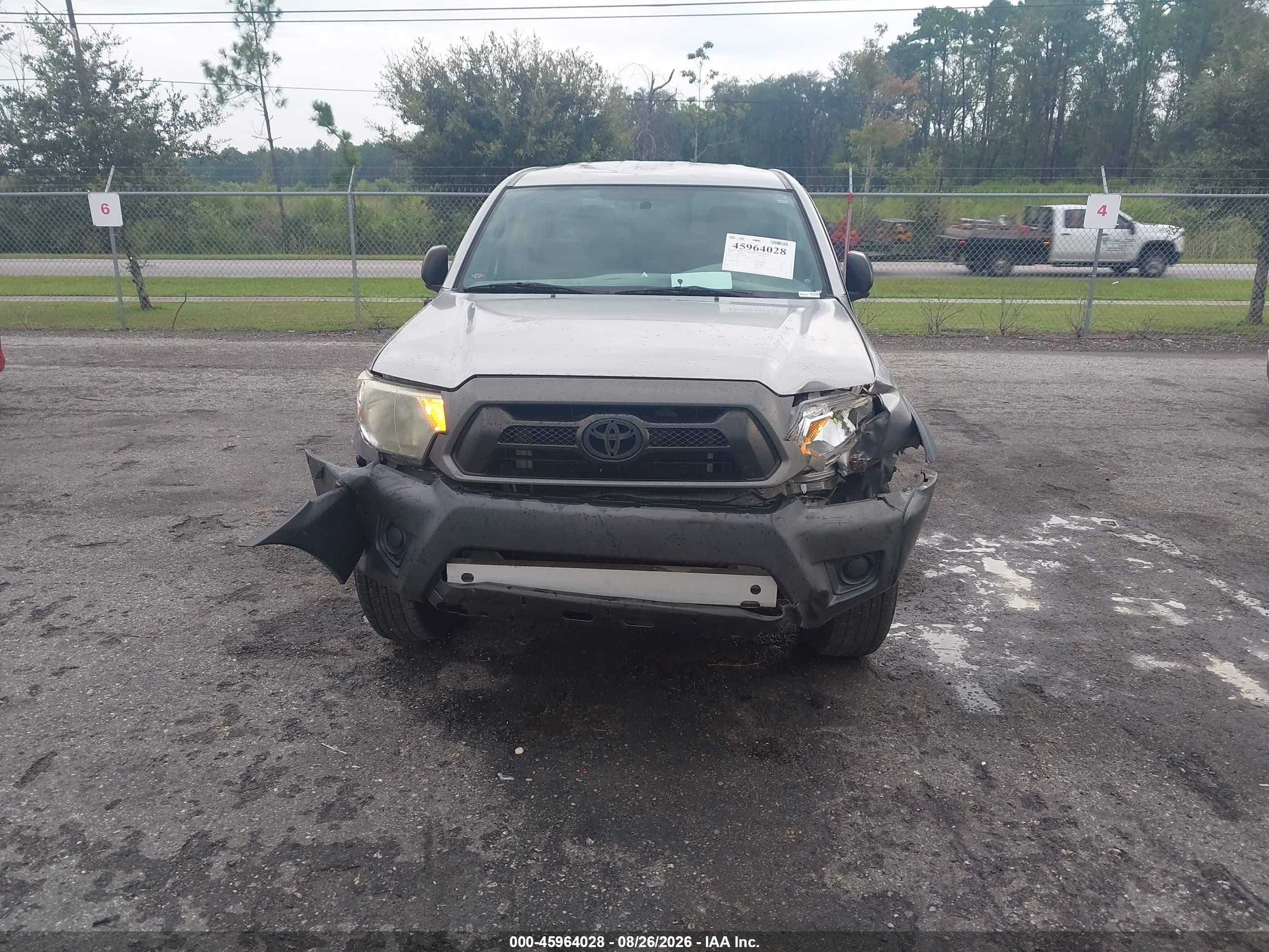 2015 Toyota Tacoma Prerunner Silver vin: 5TFJX4GN7FX050418