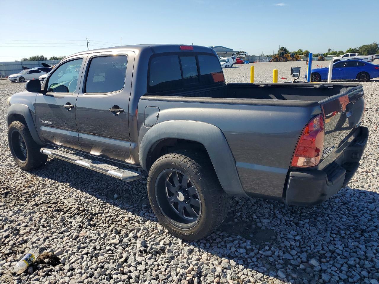 2014 Toyota Tacoma Prerunner Silver vin: 5TFJX4GN9EX027270