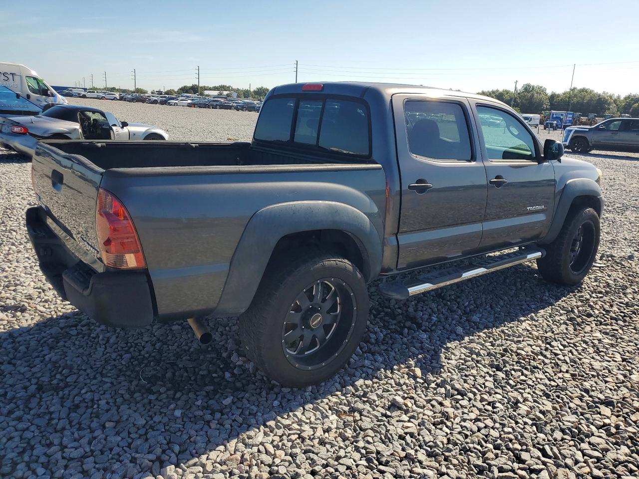 2014 Toyota Tacoma Prerunner Silver vin: 5TFJX4GN9EX027270