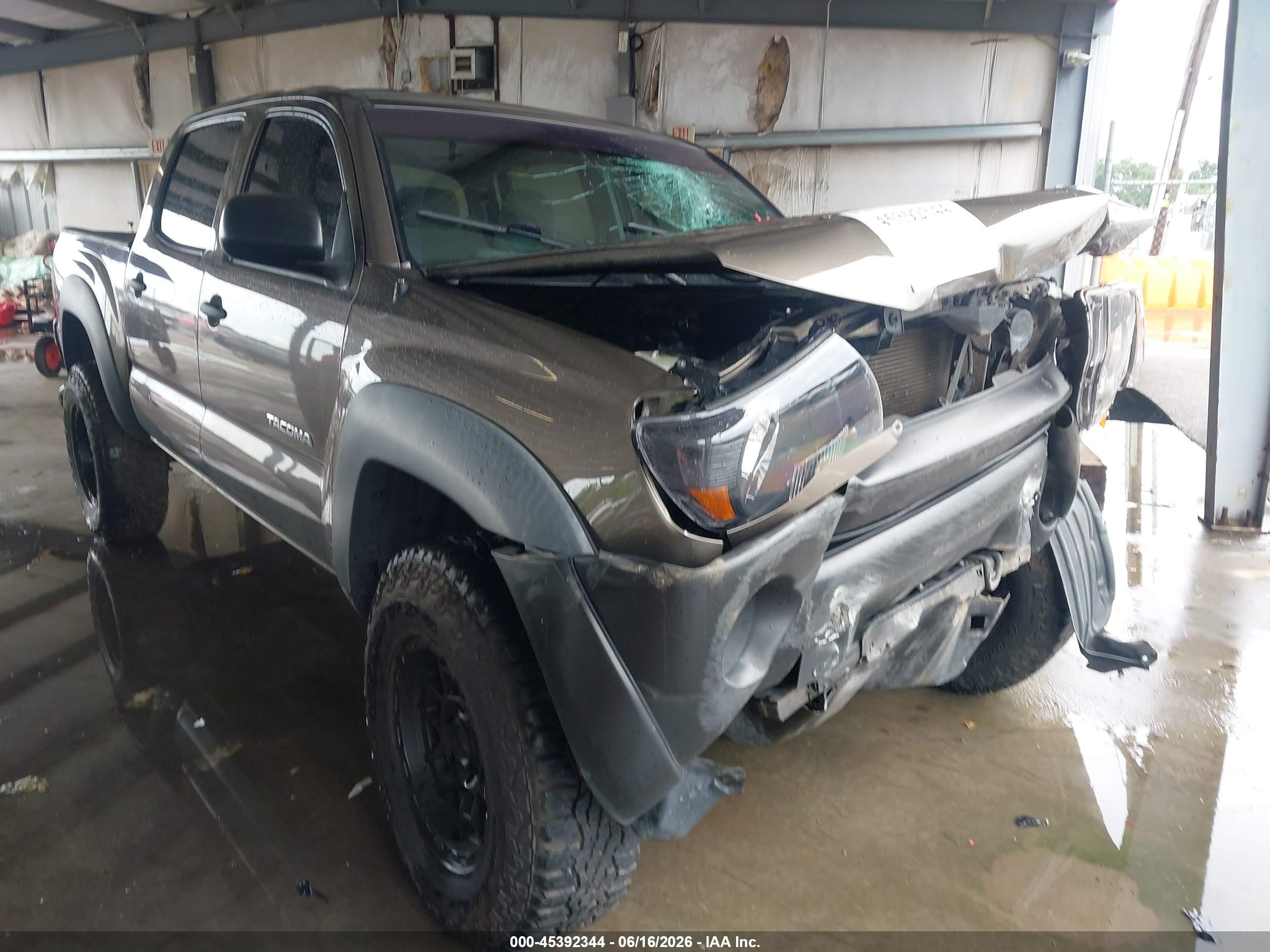 2011 Toyota Tacoma Prerunner Коричневый vin: 5TFJX4GNXBX003779