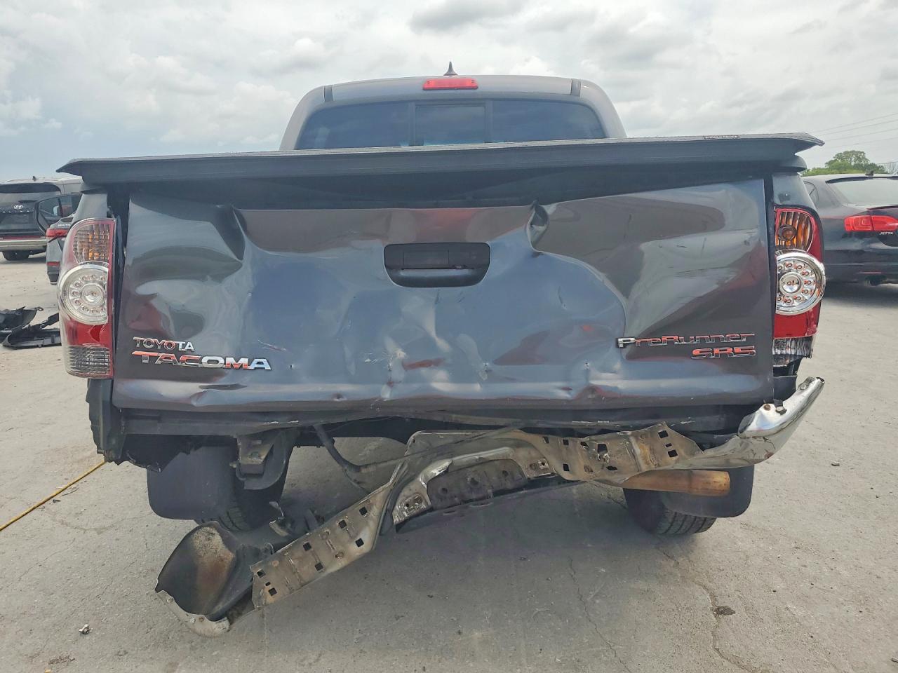 2014 Toyota Tacoma Double Cab Gray vin: 5TFJX4GNXEX034227