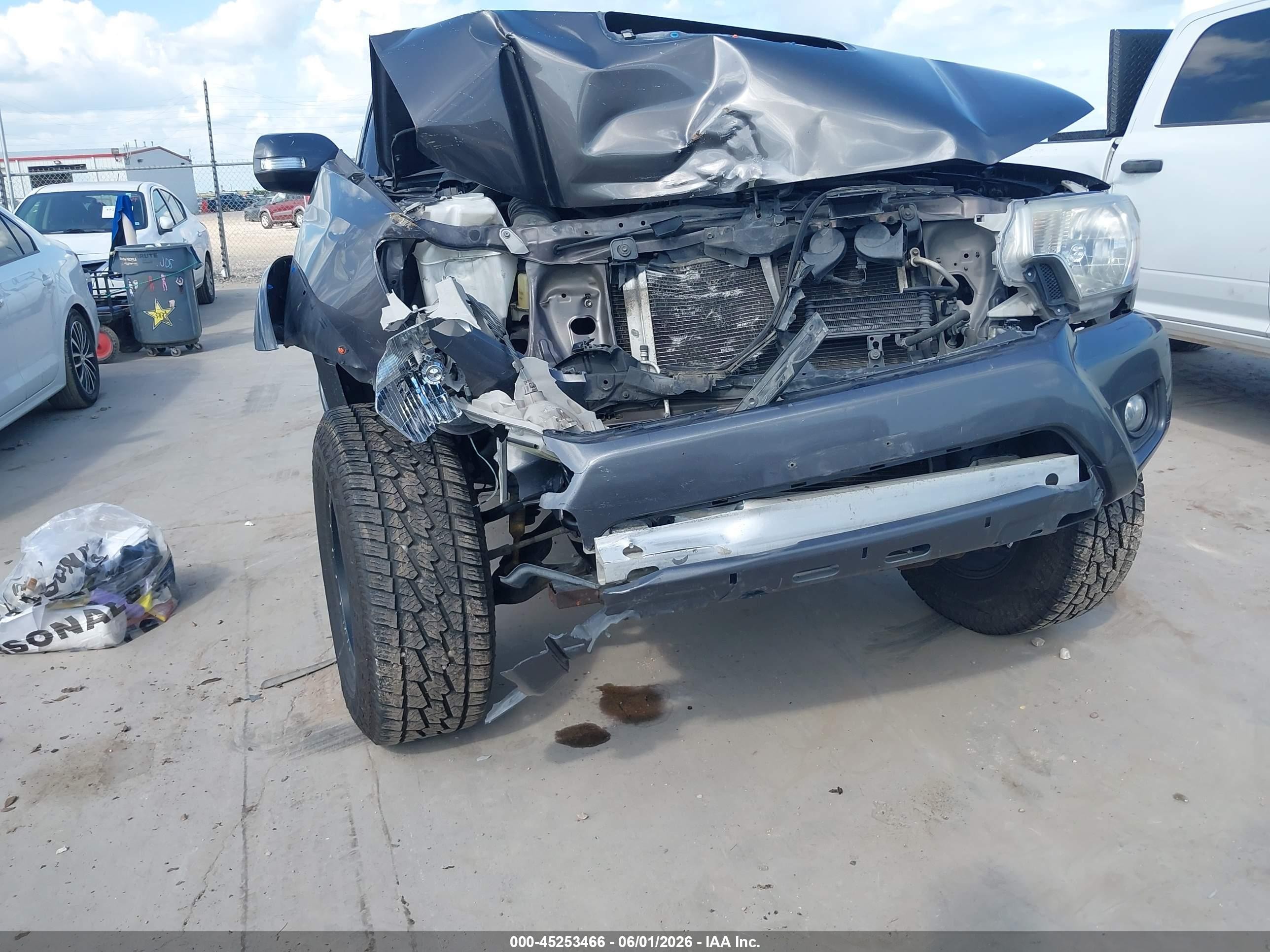 2015 Toyota Tacoma Prerunner V6 Gray vin: 5TFKU4HN0FX007051