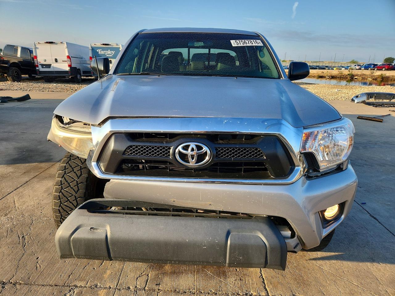 2015 Toyota Tacoma Double Cab Prerunner Long Bed Silver vin: 5TFKU4HN1FX006491