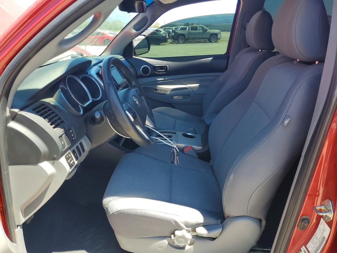 2015 Toyota Tacoma Double Cab Prerunner Long Bed Red vin: 5TFKU4HN2FX006418