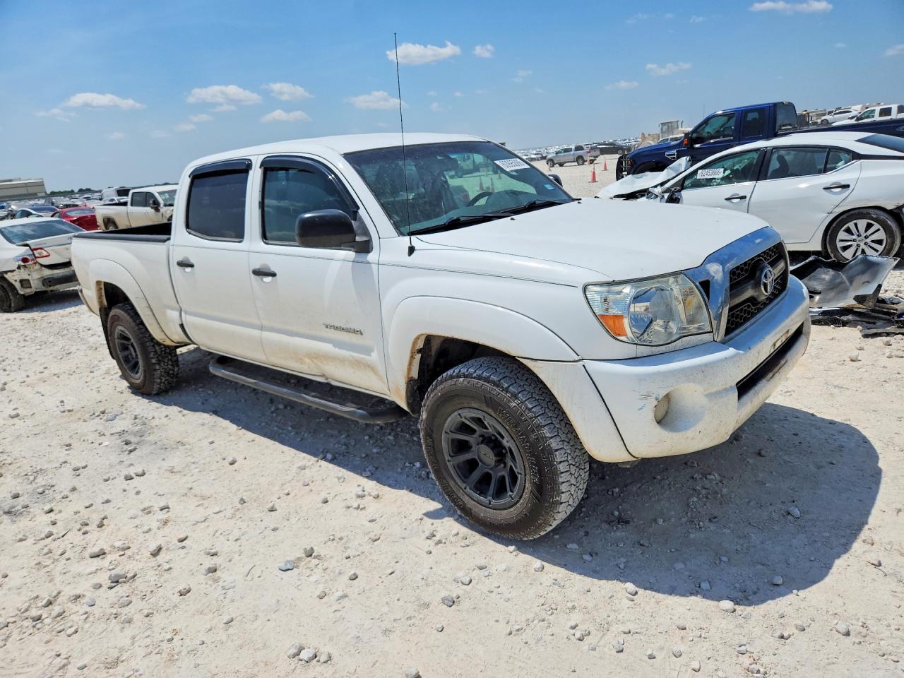 2011 Toyota Tacoma Double Cab Prerunner Long Bed White vin: 5TFKU4HN3BX001206