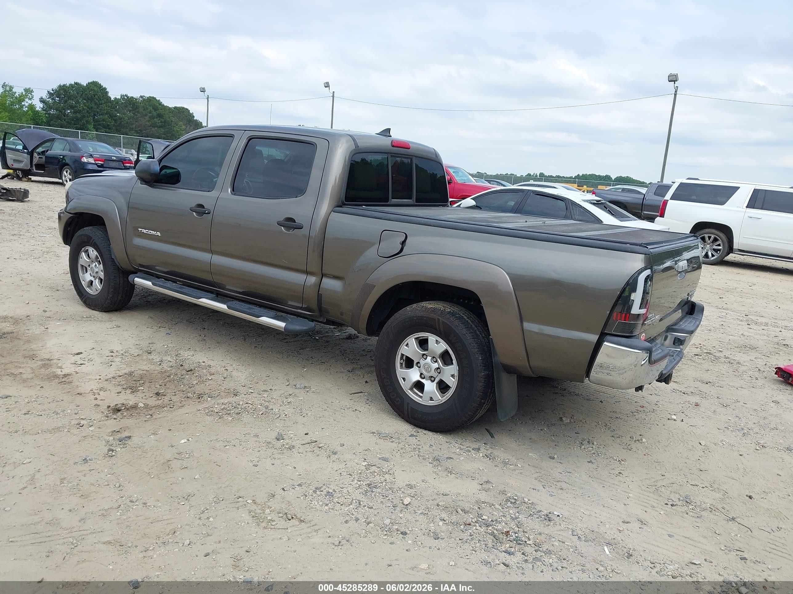 2012 Toyota Tacoma Prerunner V6 Brown vin: 5TFKU4HN6CX002089