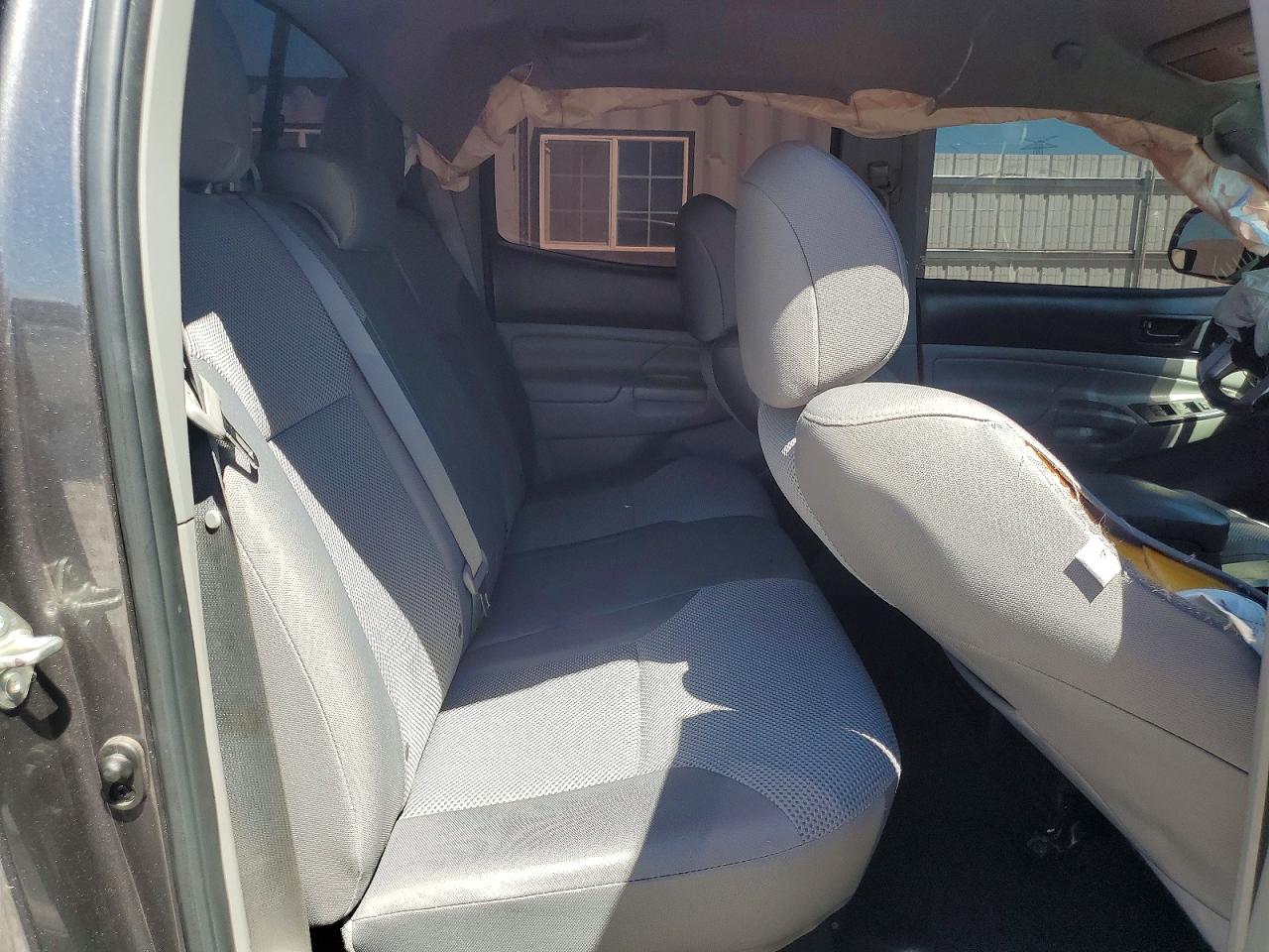 2015 Toyota Tacoma Double Cab Prerunner Long Bed Gray vin: 5TFKU4HN6FX006289