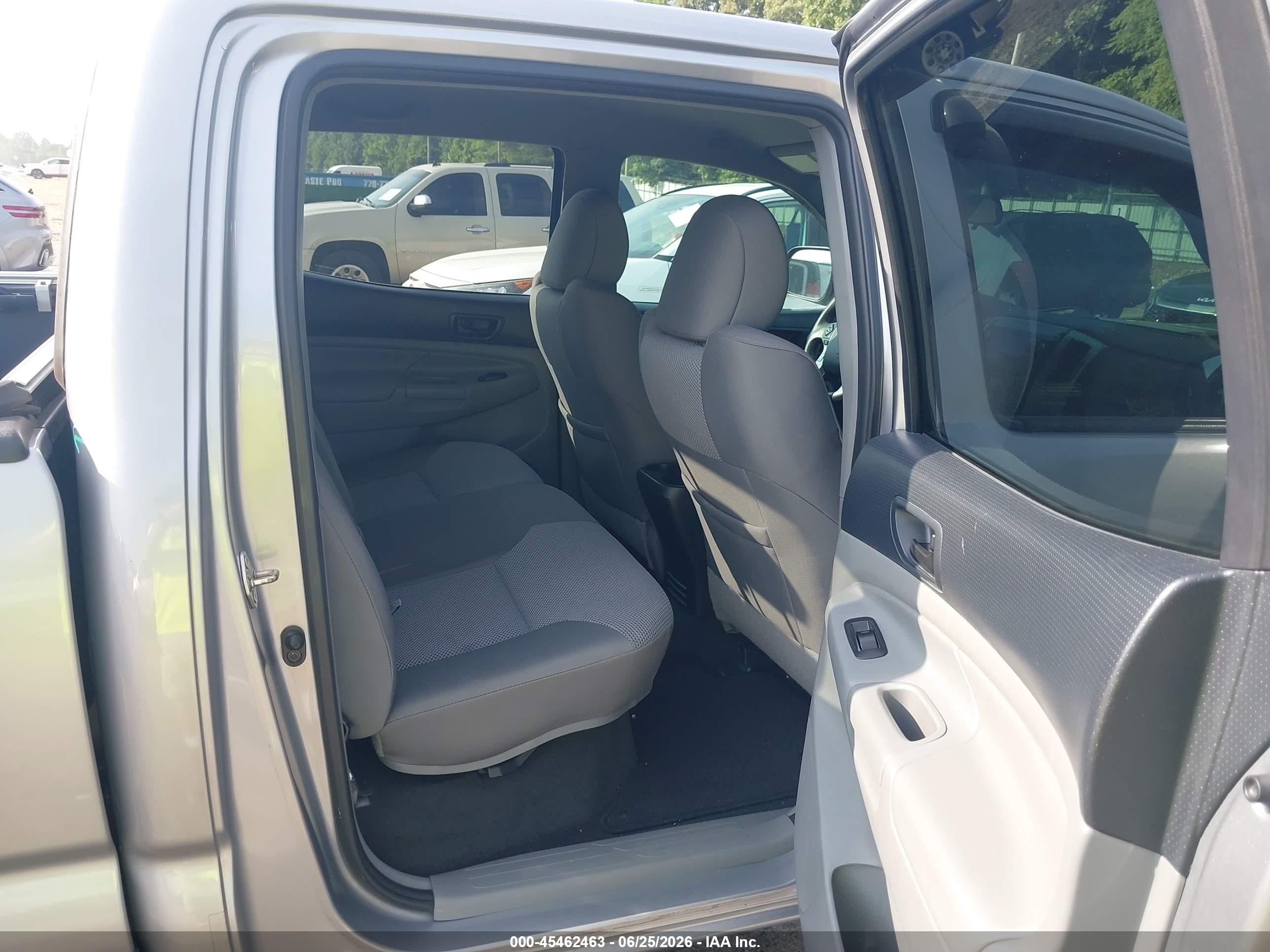 2015 Toyota Tacoma Prerunner V6 Gray vin: 5TFKU4HN7FX007239