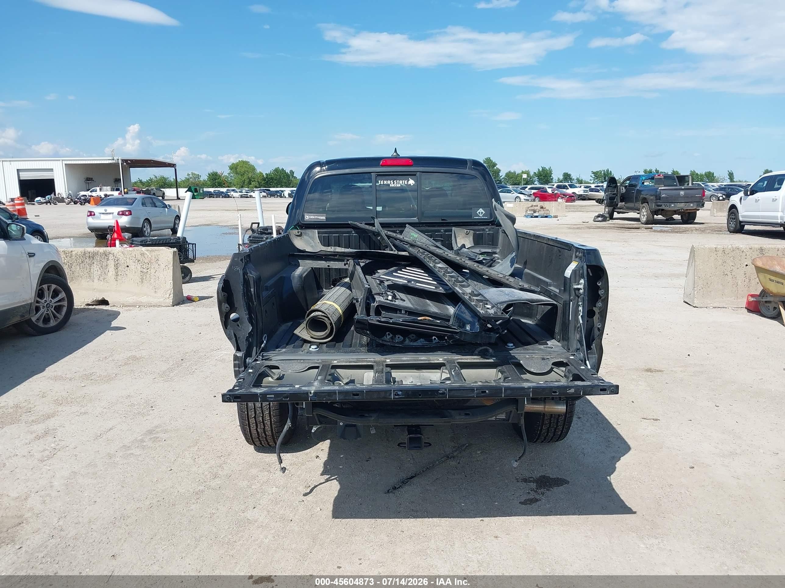 2015 Toyota Tacoma Prerunner V6 Black vin: 5TFKU4HN9FX007341