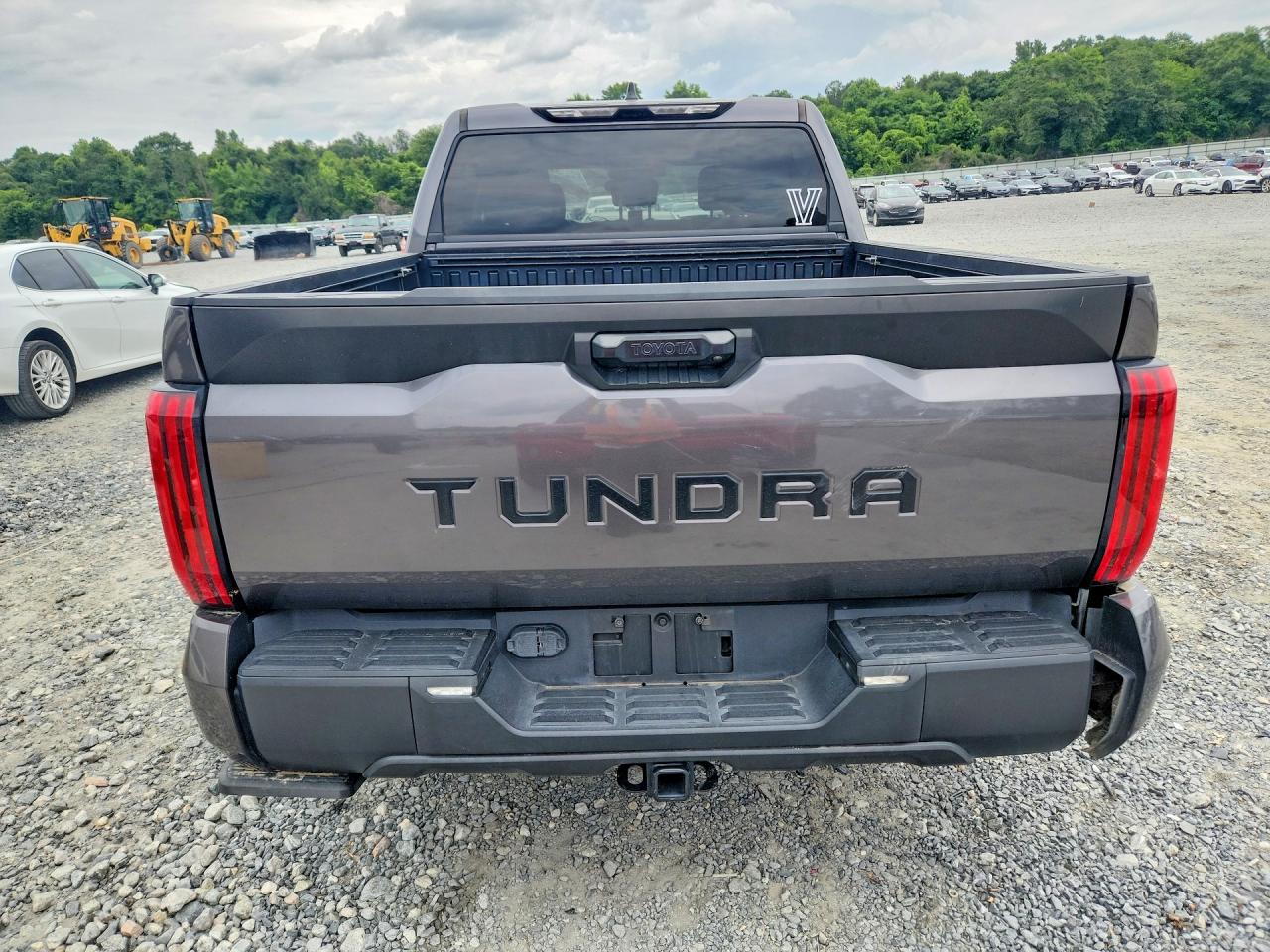 2022 Toyota Tundra Sr5 Gray vin: 5TFLA5AB4NX019379