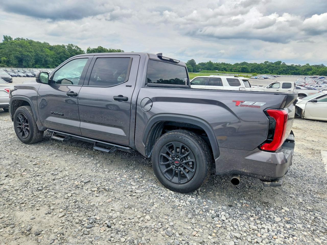 2022 Toyota Tundra Sr5 Gray vin: 5TFLA5AB4NX019379