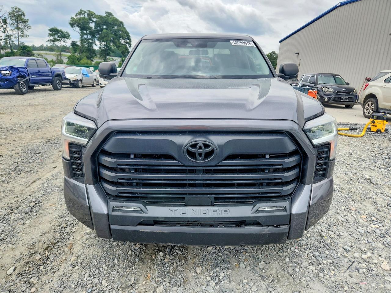 2022 Toyota Tundra Sr5 Gray vin: 5TFLA5AB4NX019379