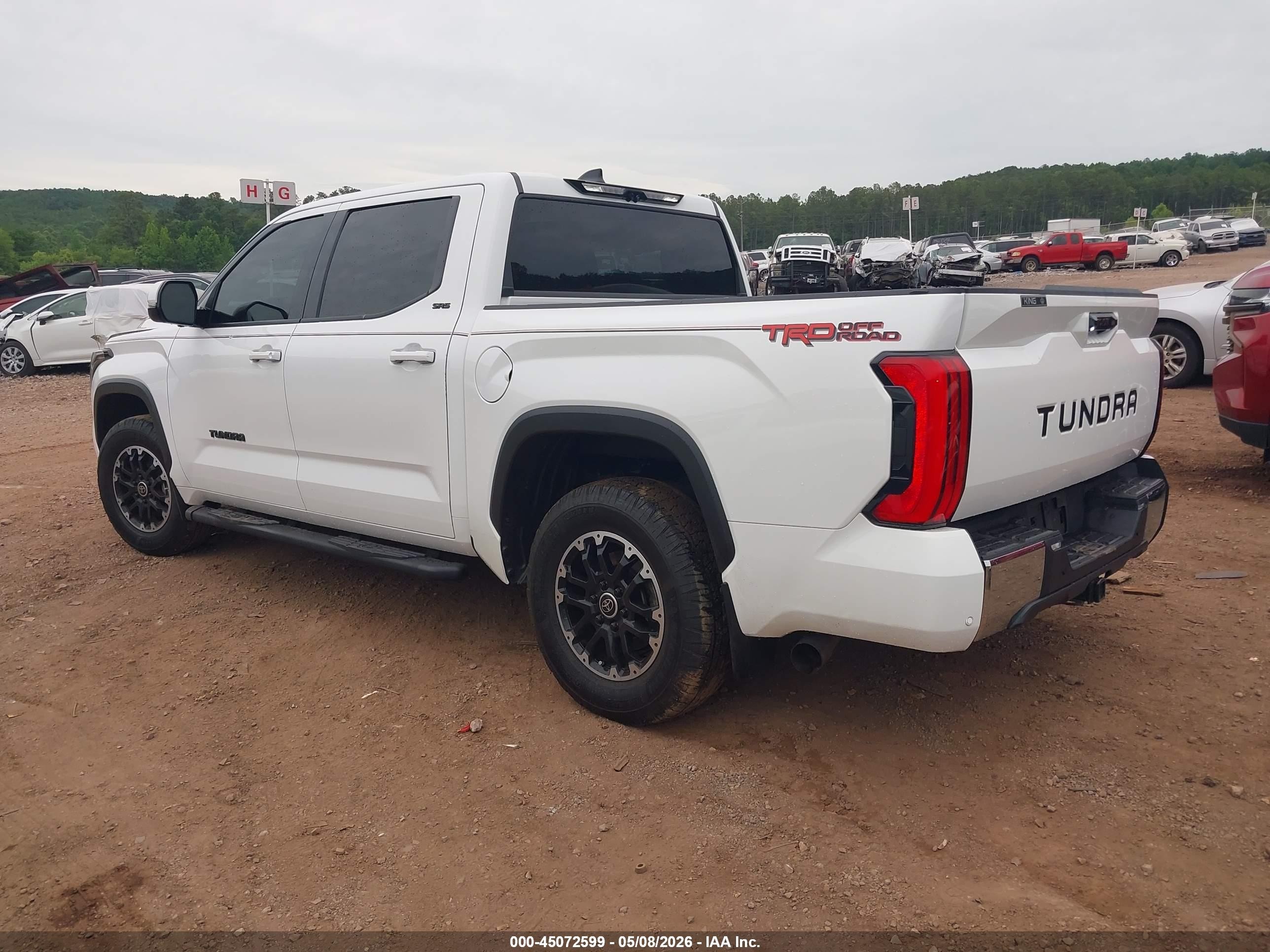 2022 Toyota Tundra Sr5 Белый vin: 5TFLA5AB6NX018332