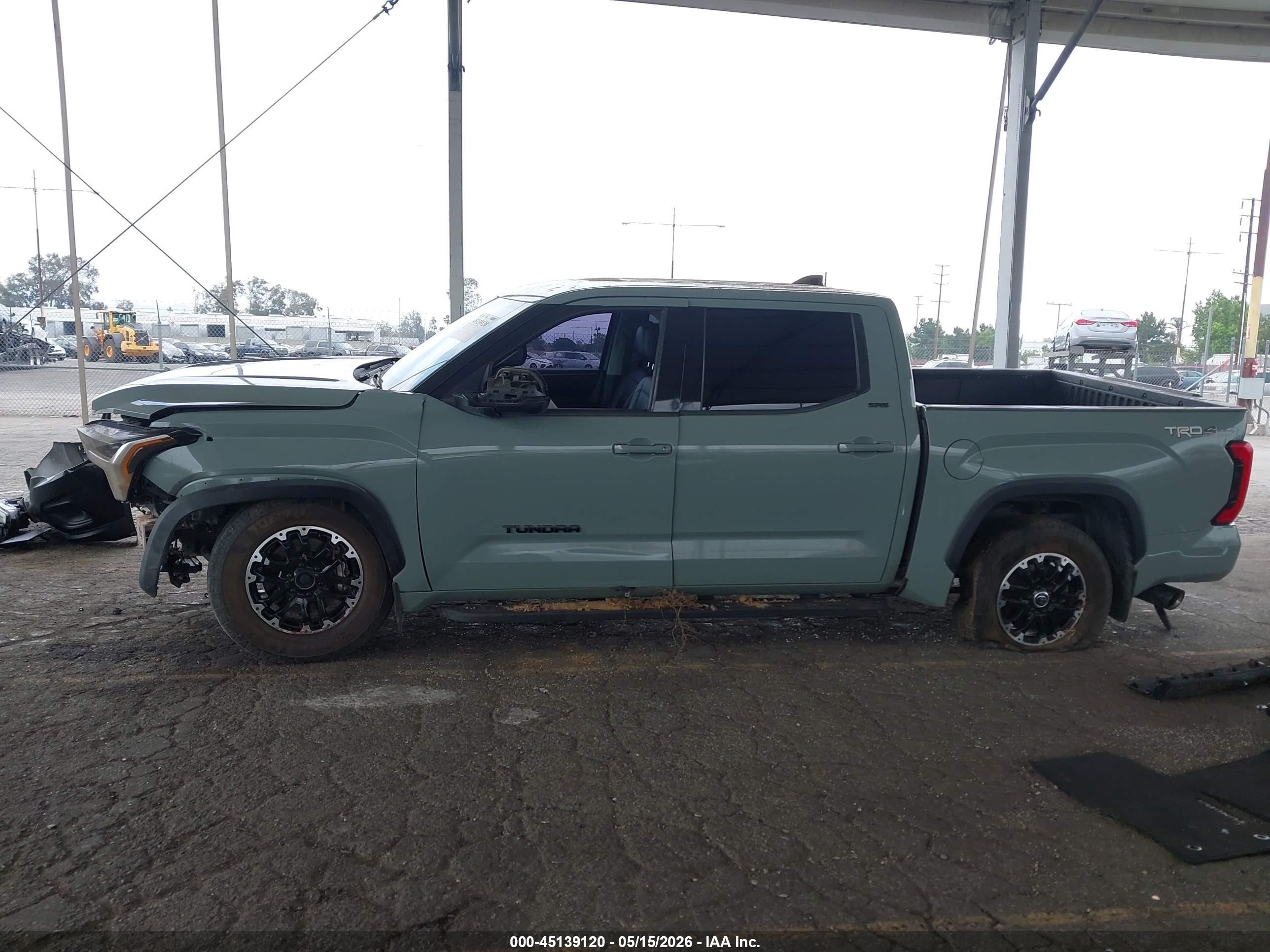 2022 Toyota Tundra Sr5 Gray vin: 5TFLA5DB5NX035523