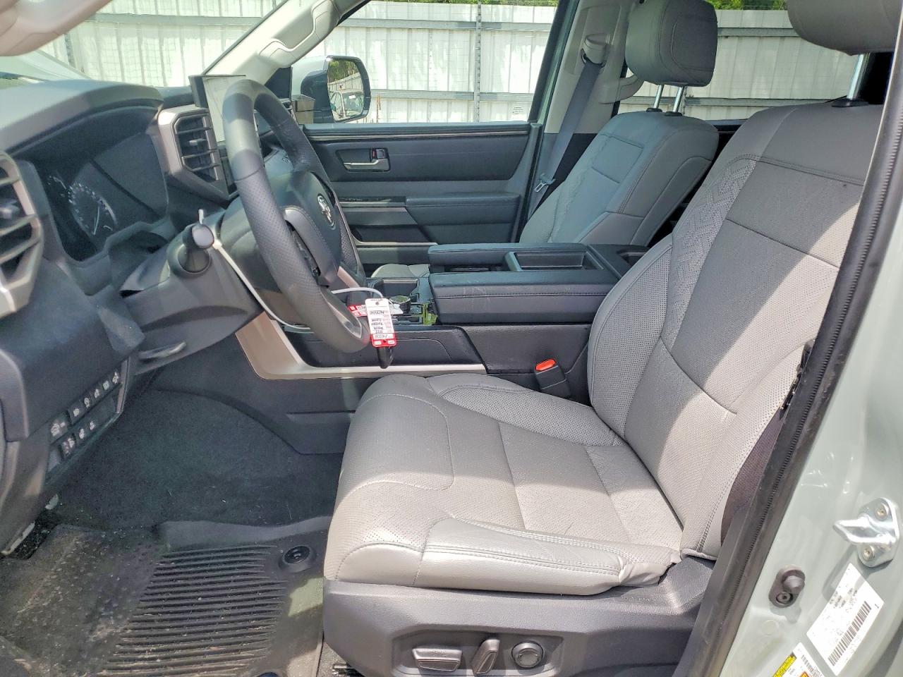 2024 Toyota Tundra Sr5 Gray vin: 5TFLA5DB8RX170680