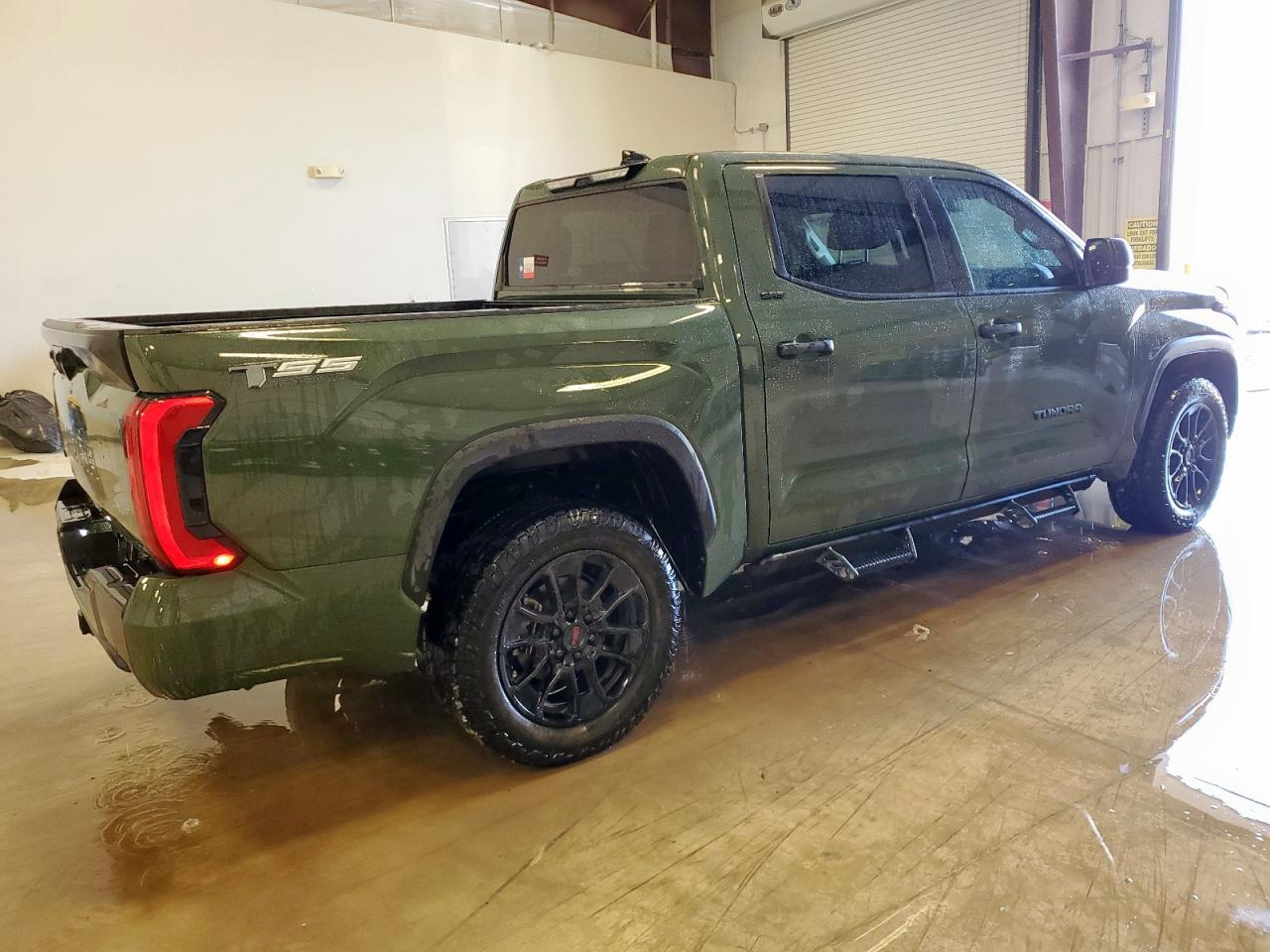2023 Toyota Tundra Crewmax Sr Green vin: 5TFLA5DBXPX067922