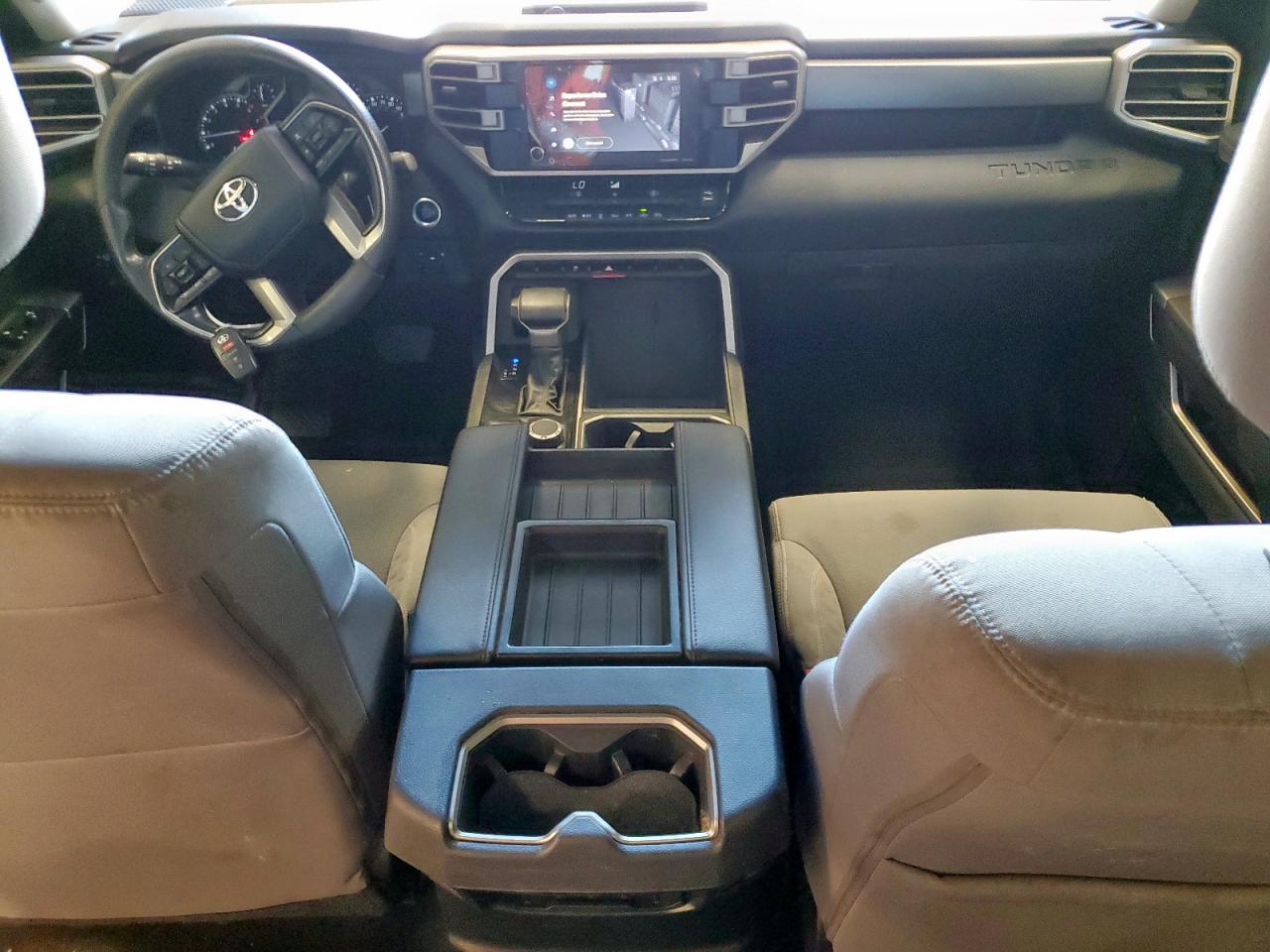 2023 Toyota Tundra Crewmax Sr Green vin: 5TFLA5DBXPX067922