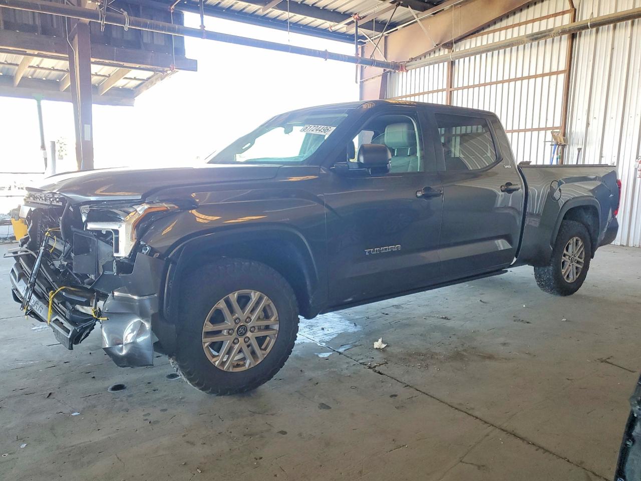 2024 Toyota Tundra Crewmax Sr5 Gray vin: 5TFLA5EC1RX032034