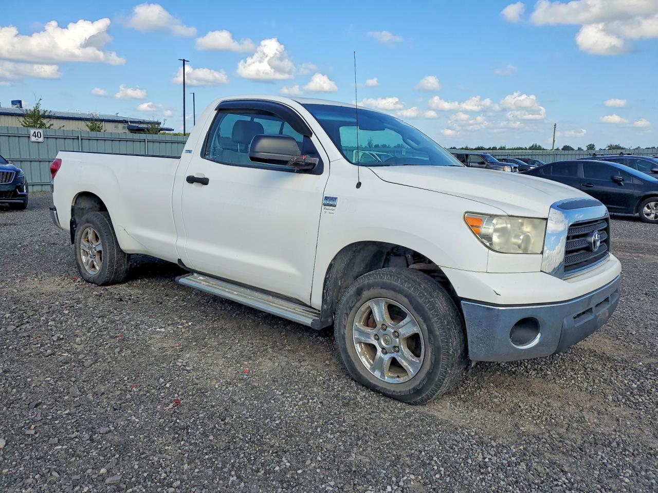 2008 Toyota Tundra Grade White vin: 5TFLT52148X016552