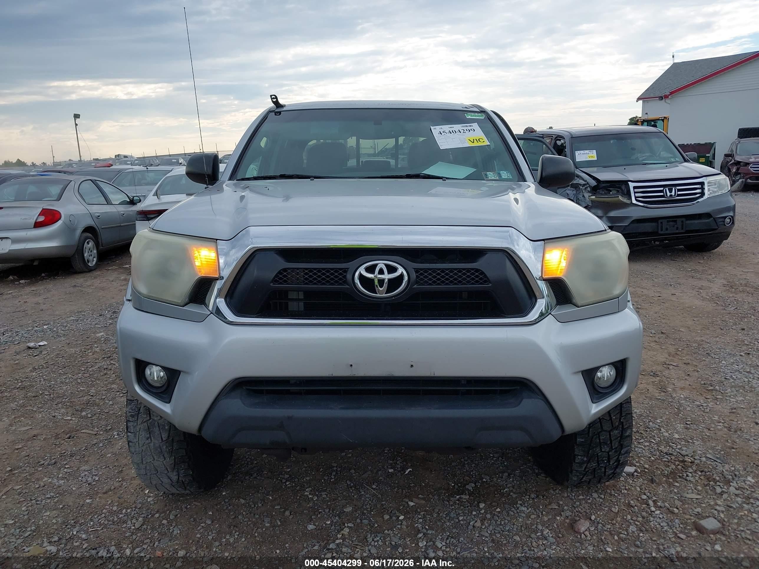 2012 Toyota Tacoma Base V6 Серый vin: 5TFLU4EN0CX029944