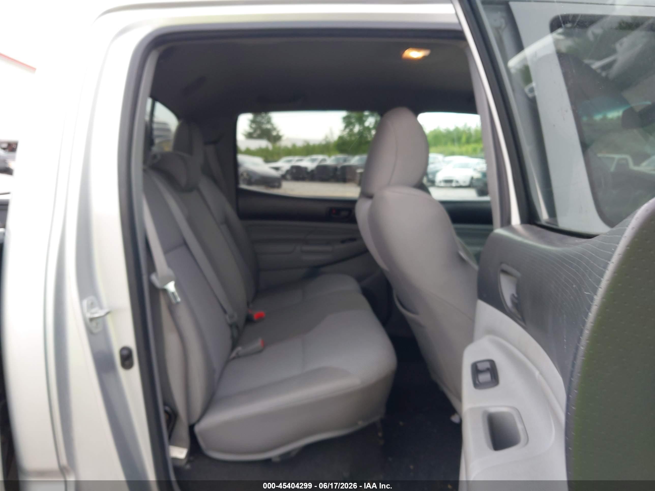 2012 Toyota Tacoma Base V6 Серый vin: 5TFLU4EN0CX029944