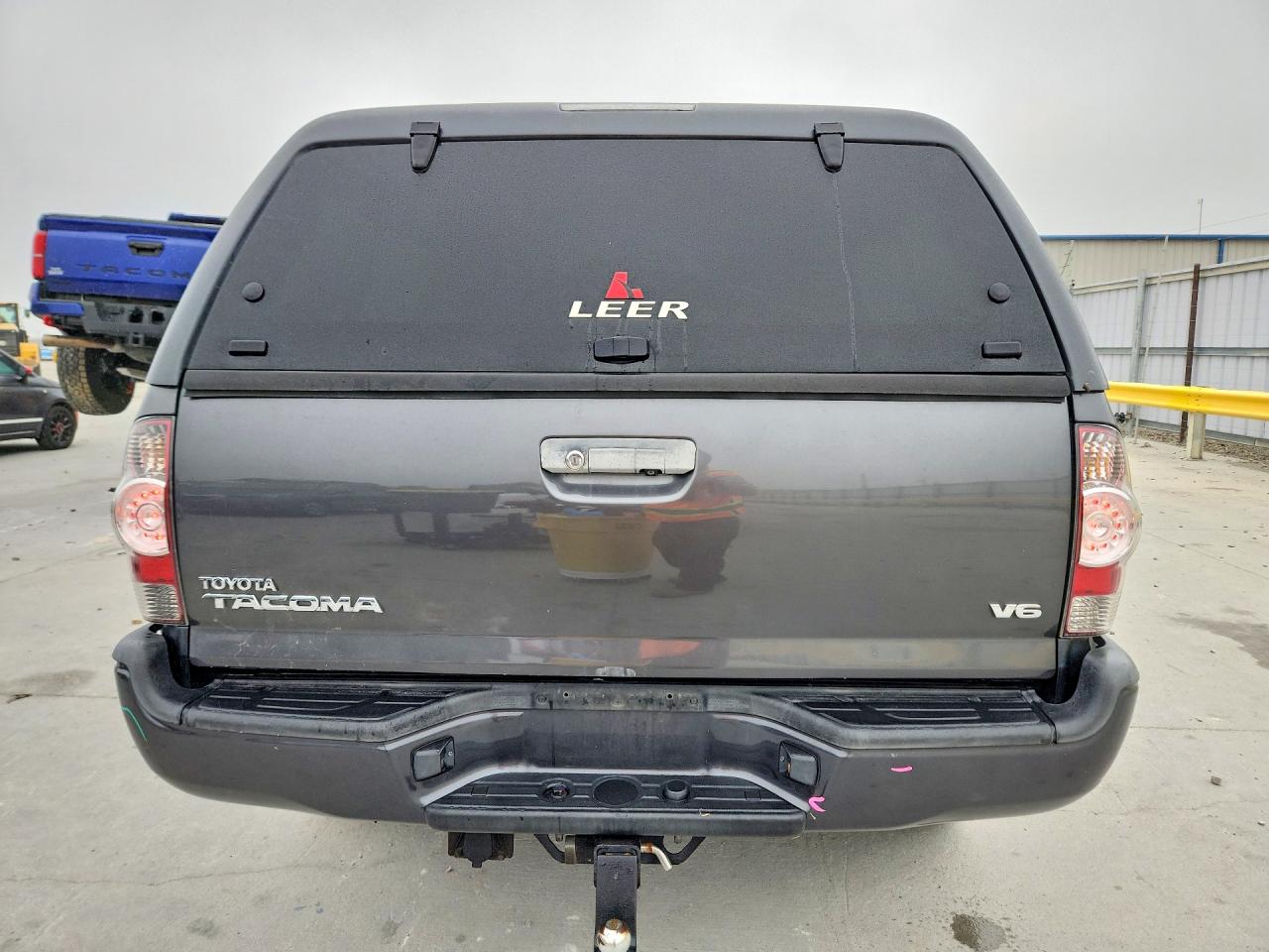 2014 Toyota Tacoma Double Cab Gray vin: 5TFLU4EN0EX089466