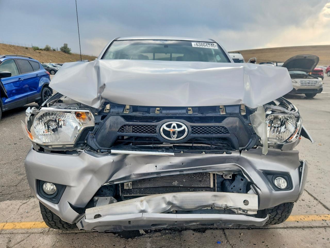 2014 Toyota Tacoma V6 Silver vin: 5TFLU4EN0EX092190